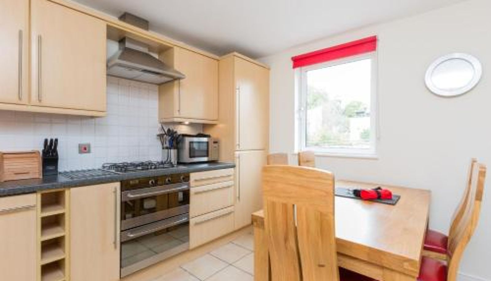 Cuisine - Old Tolbooth Wynd - 388