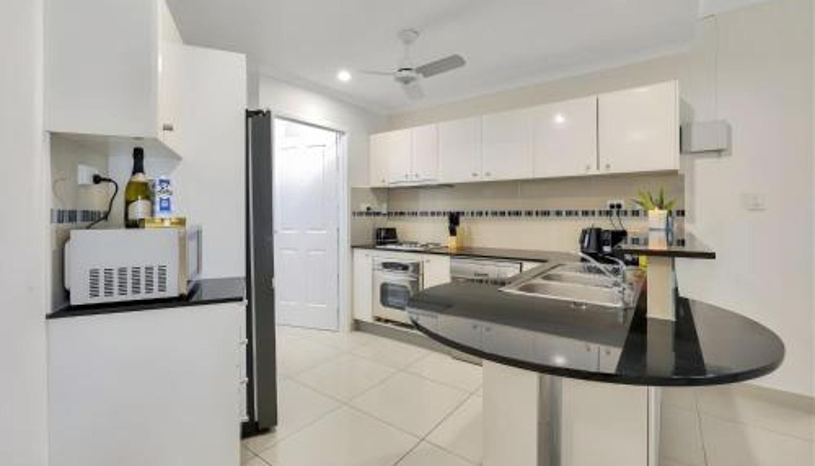 Standardzimmer - Darwin CBD stunner