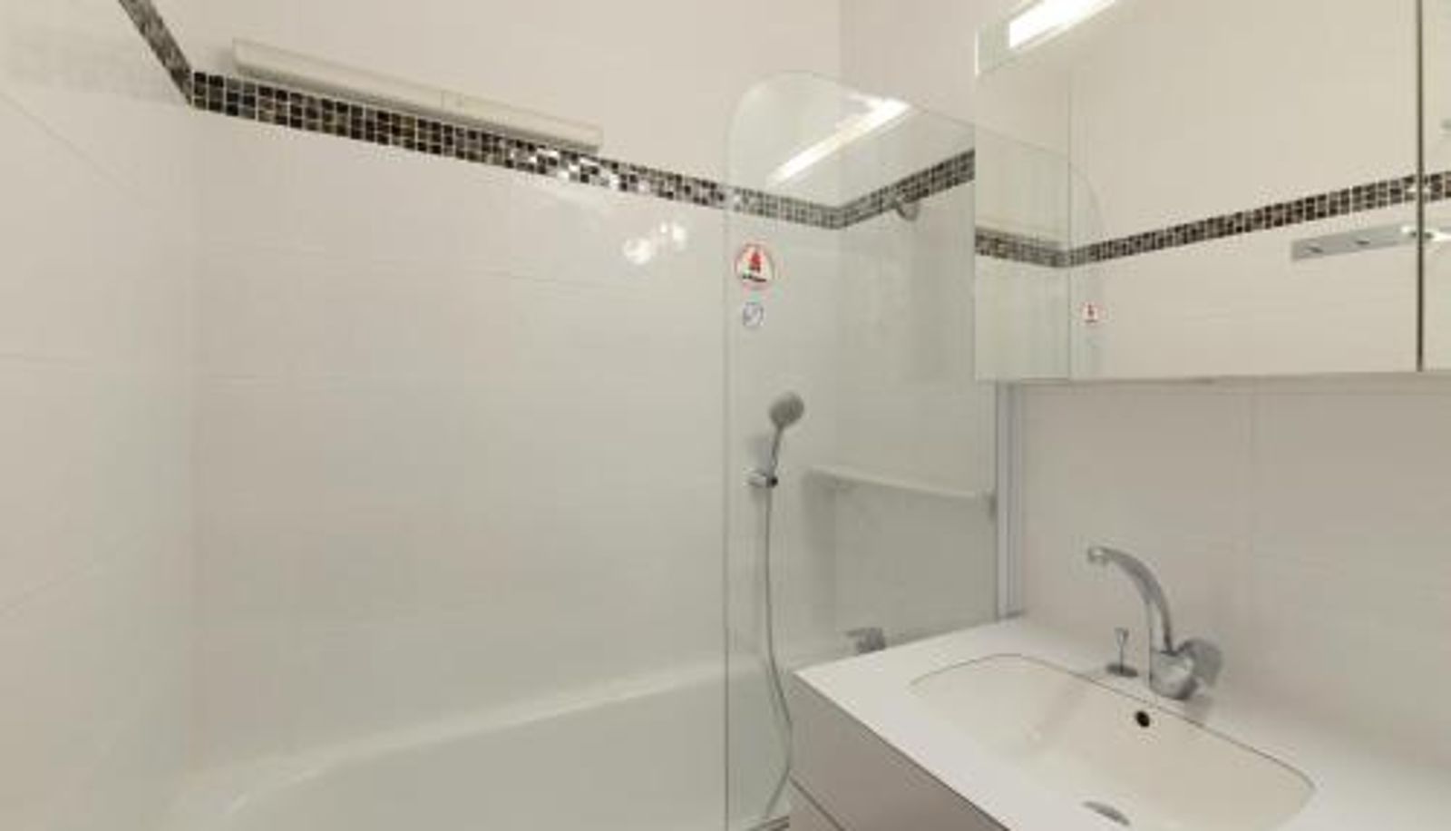 Info - Résidence Aigue-marine - Appartement chaleureux · Accès direct aux pistes · Vue pistes MAE-3678