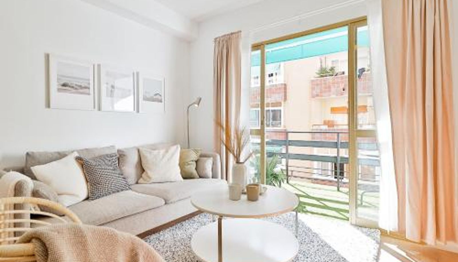 Info - C24 Fantastic 4 Bedroom with Terrace