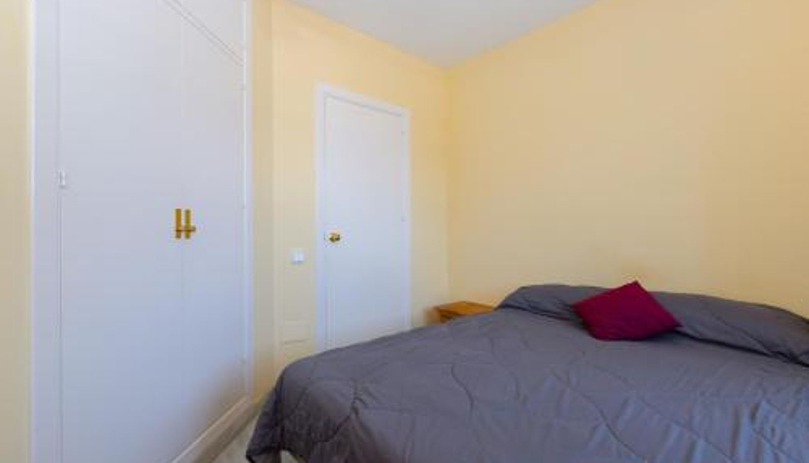 Apartment - Lovely 2 bed apt overlooking golf