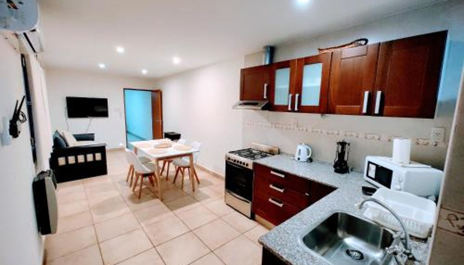 Apartamento - Departamento de categoría ubicado en microcentro para cuatro personas con cochera incluida