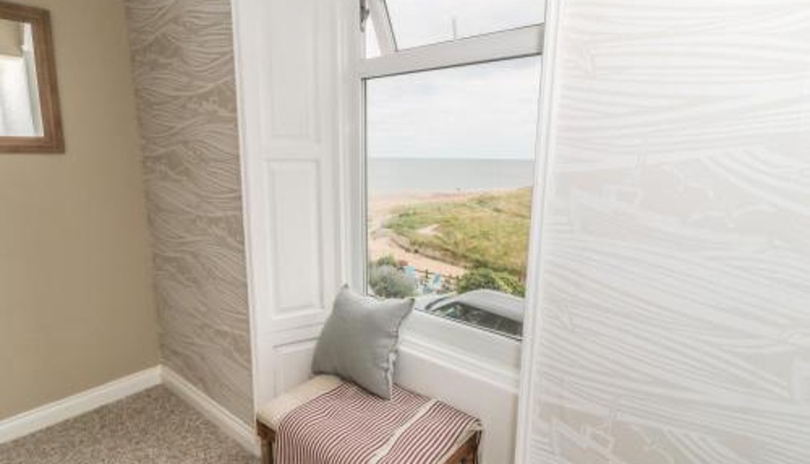 Info - Larksbay View