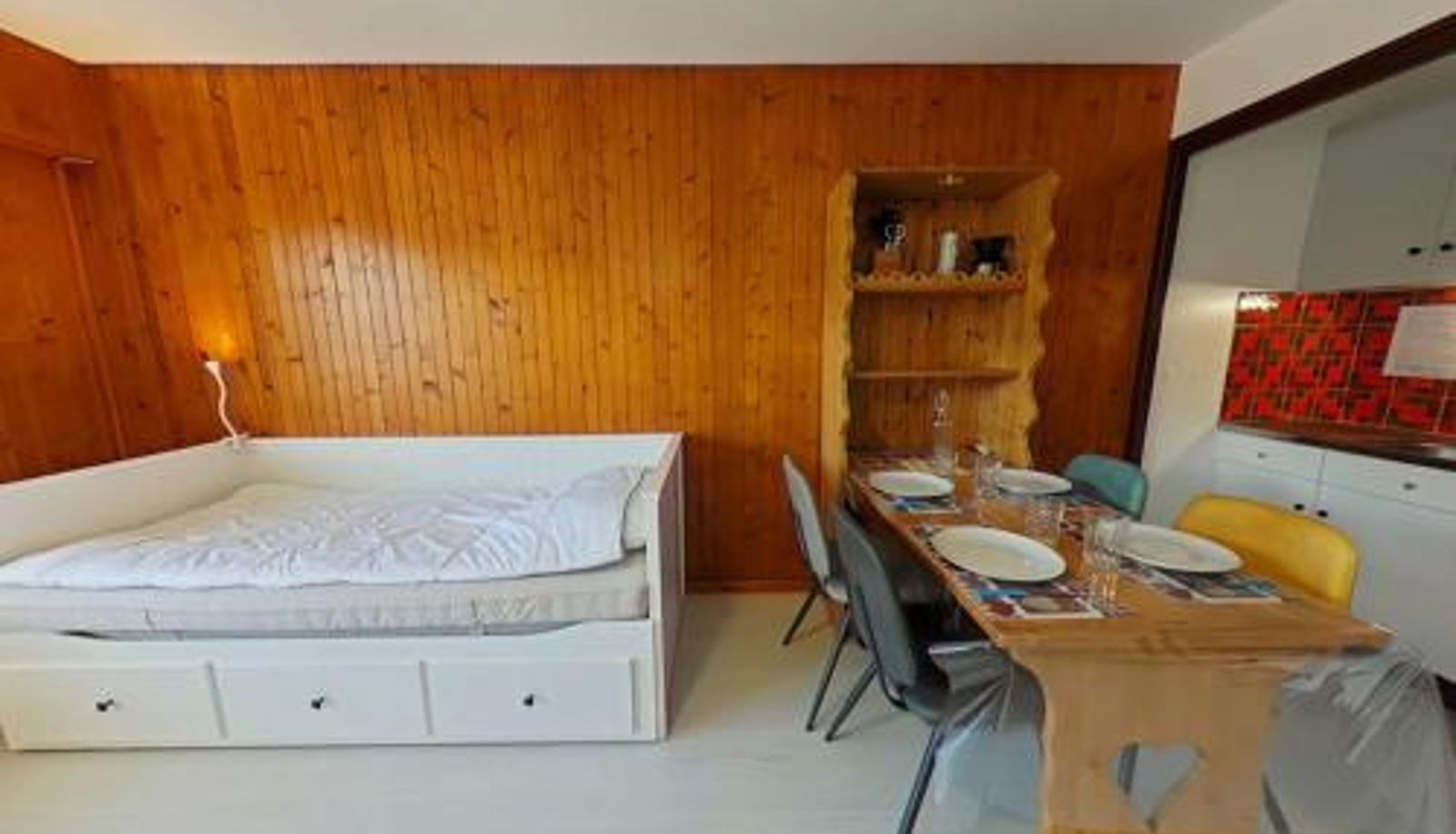 Info - Studio rénové au Grand-Bornand avec 4 couchages - FR-1-241-245
