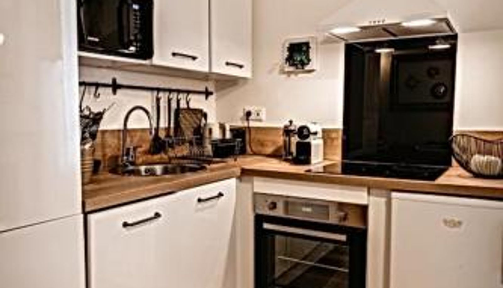 Apartment - BELLE REINE - 3 APPARTEMENTS EN COEUR DE CENTRE-VILLE