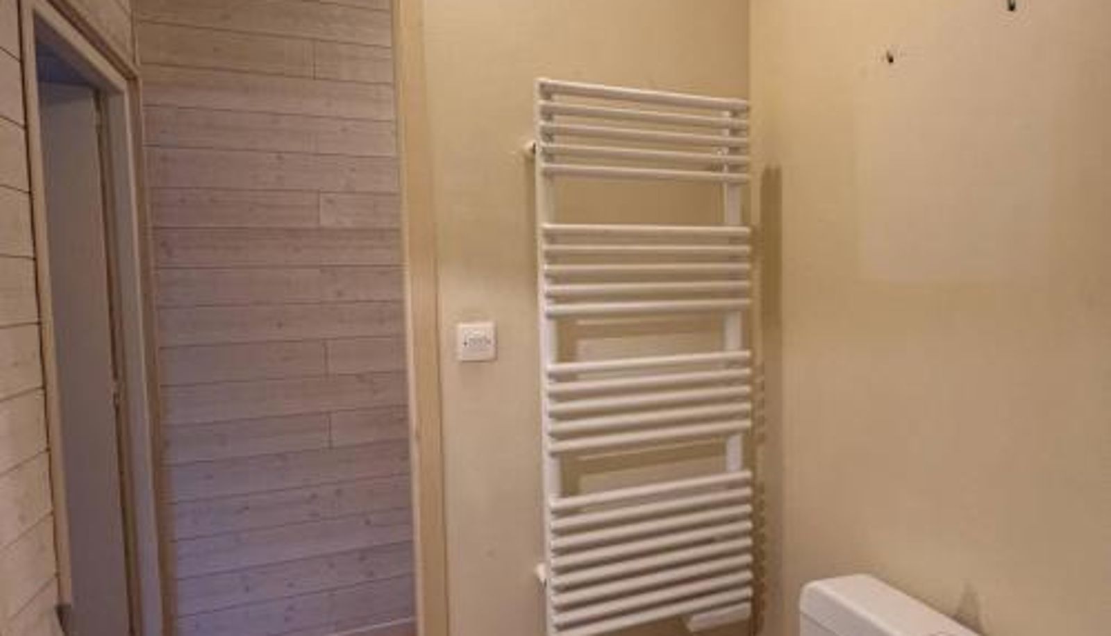 Info - Cauterets - FR-1-234-332 Grand Studio Central pour 4-6 pers