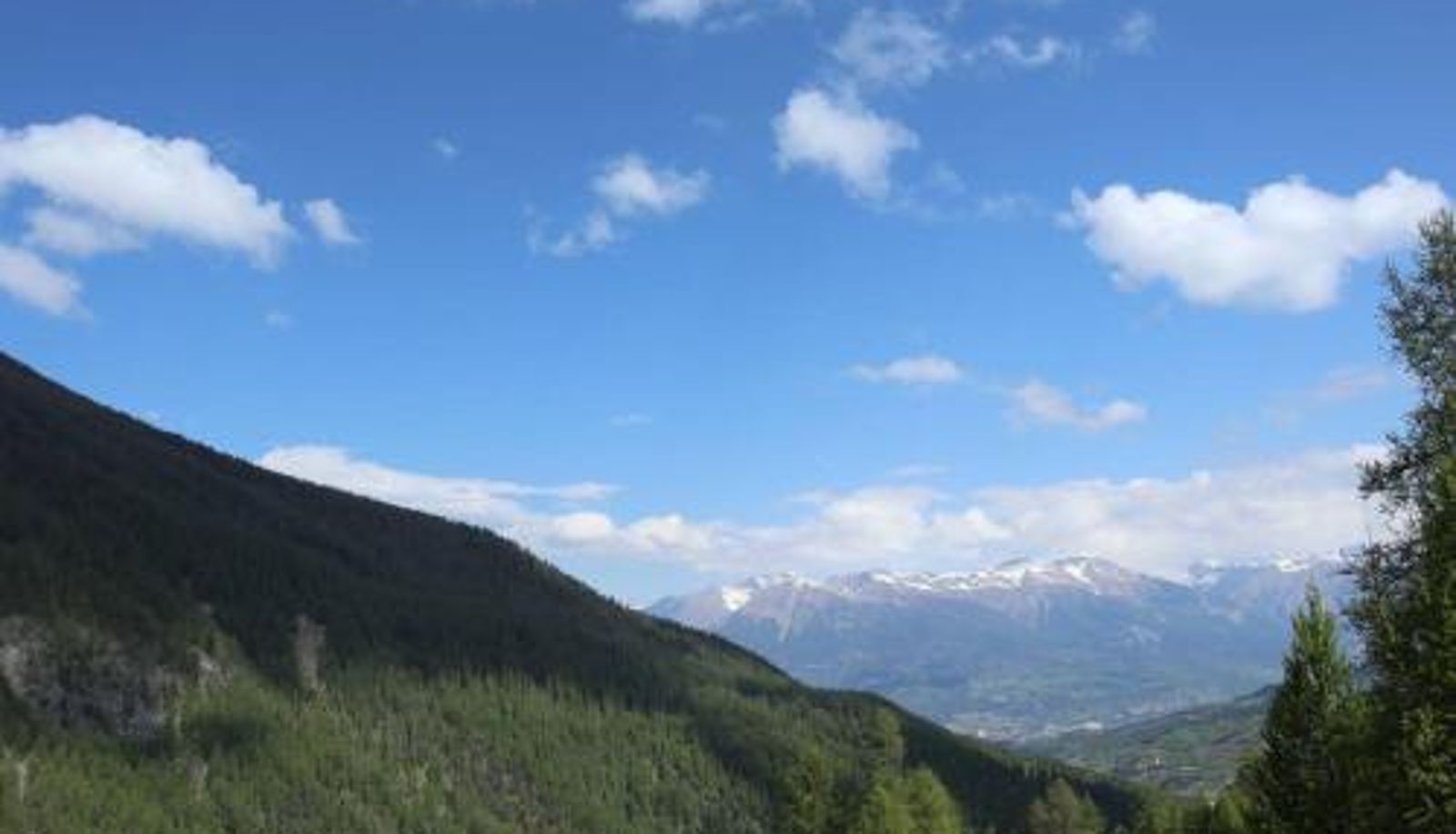 Información - proche des pistes - Les Orres - FR-1-322-421  jacuzzi et balcon Appartement 4 pers avec piscine
