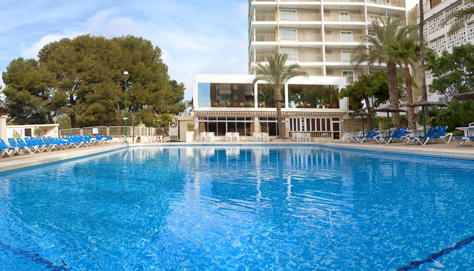 Pool - Hotel Servigroup Torre Dorada