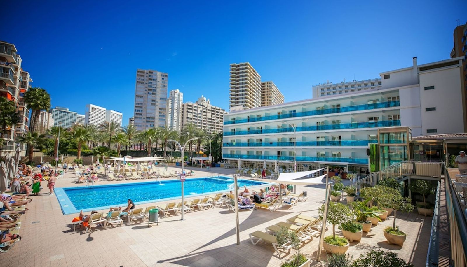 Piscine - Hotel Servigroup Calypso