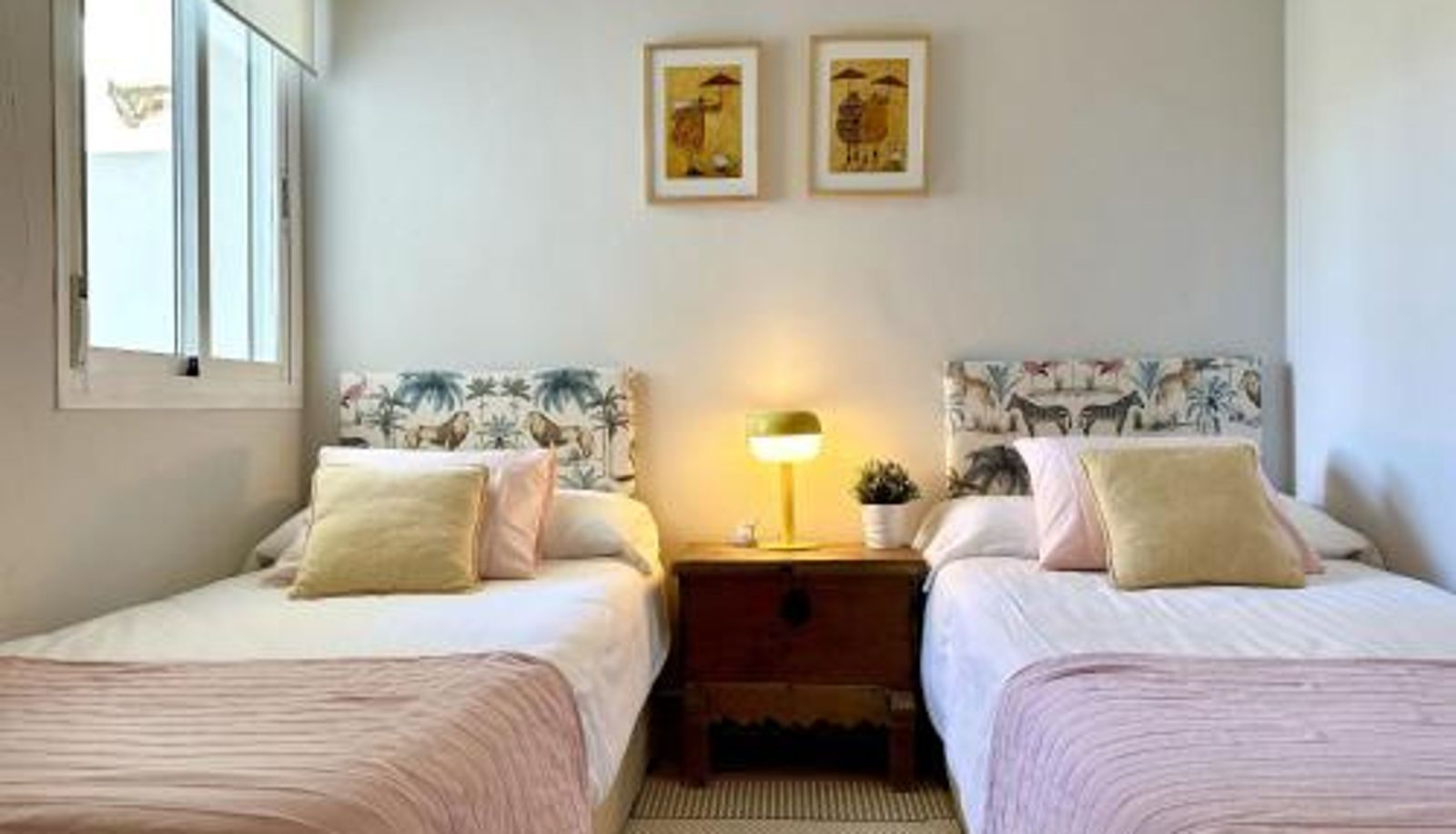 Appartamento - with a large terrace overlooking the Golf Blue House in Guadalmina Baja