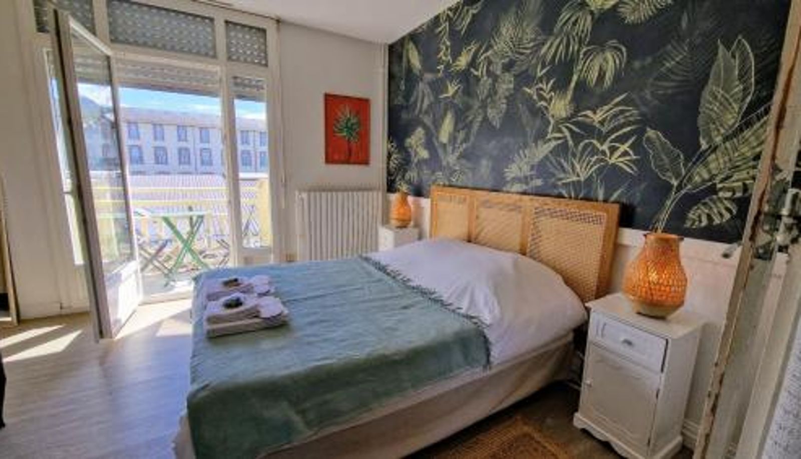 Chambre - proche Centre et Thermes  appartement cosy 2 à 4 pers Cocon Thermal
