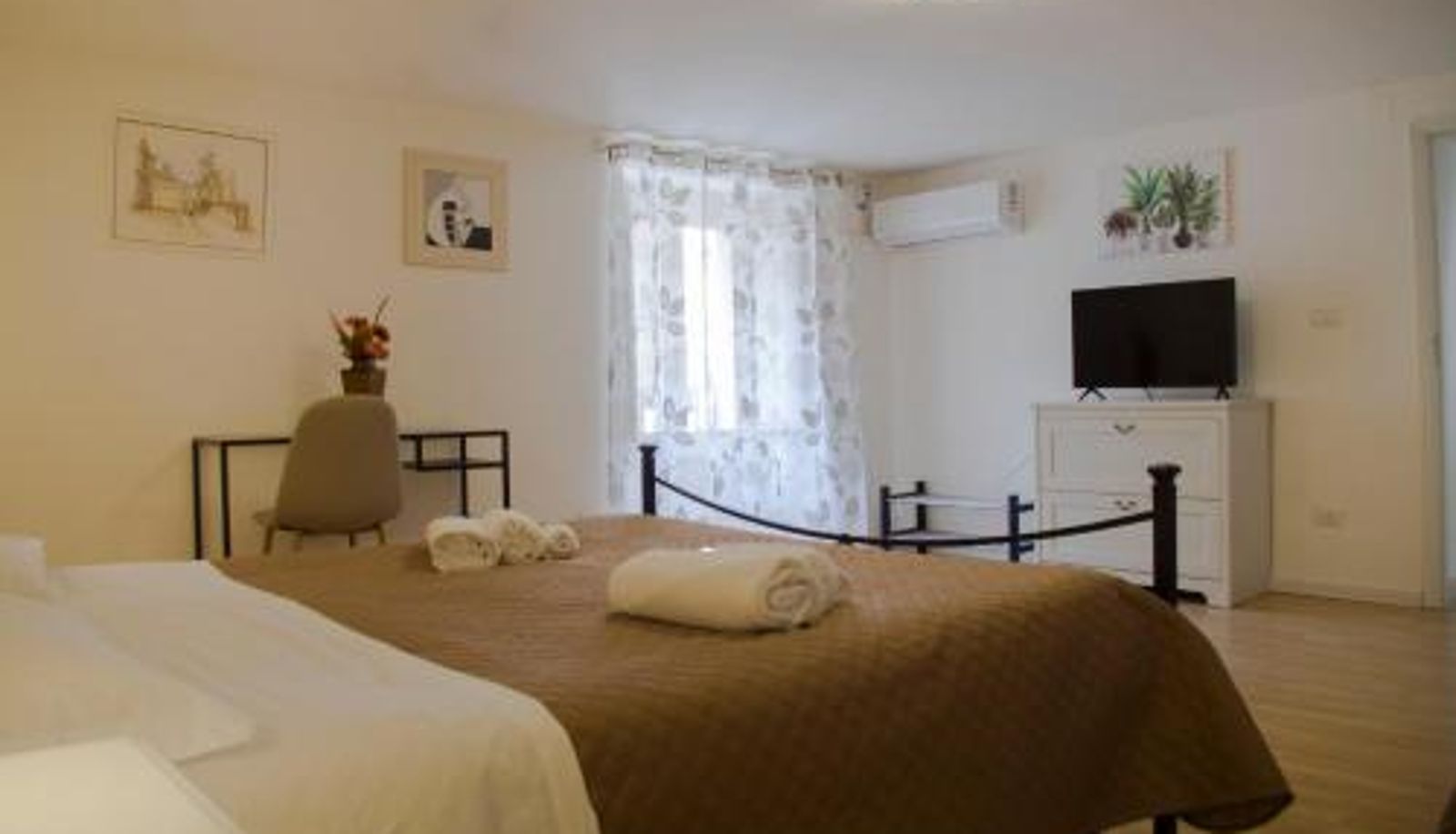 Apartment - GuestHost - Casa Alchisi - Teatro Romano Cozy Apartment