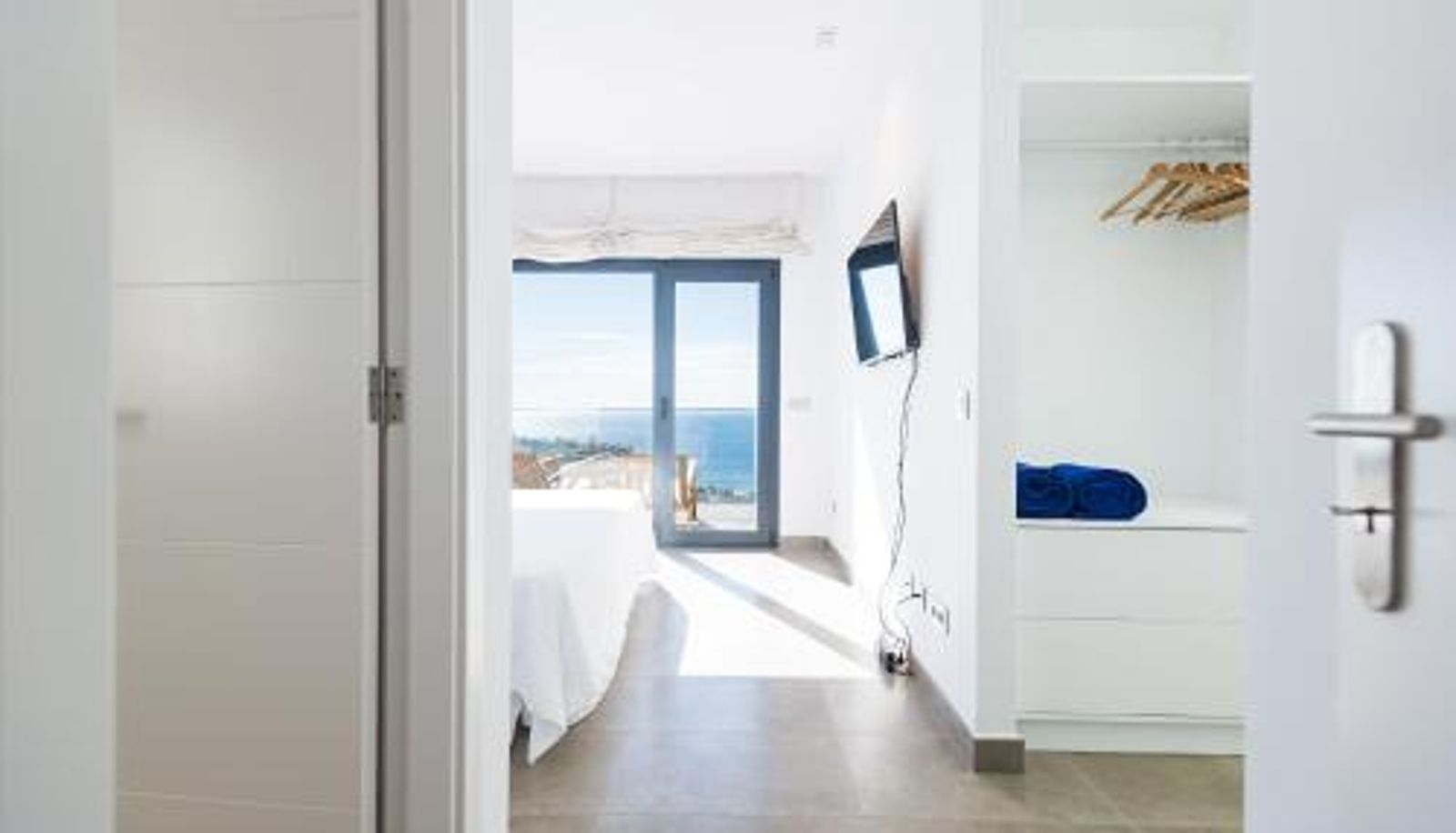 Apartment - Altos de la Gloria Beach Apartments