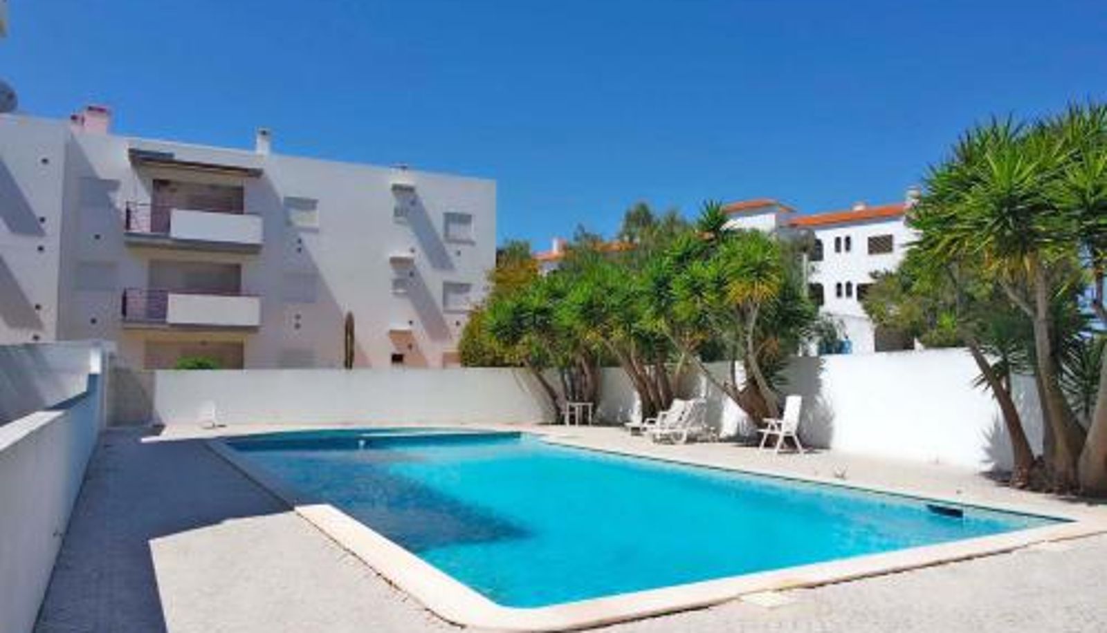 Piscine - A10 - Silence Ground-floor and Pool