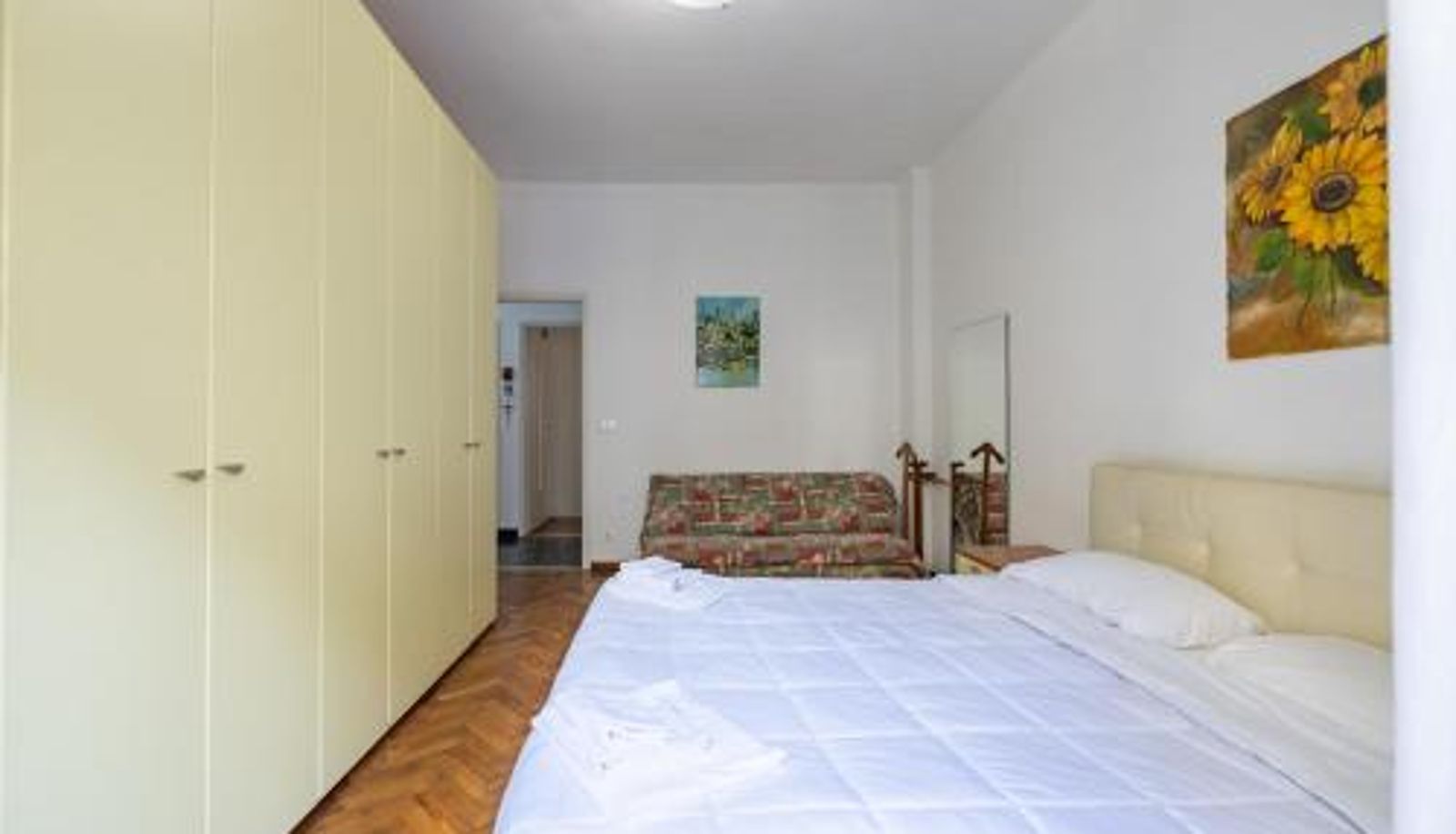 Apartment - Central Square Apartment by Wonderful Italy