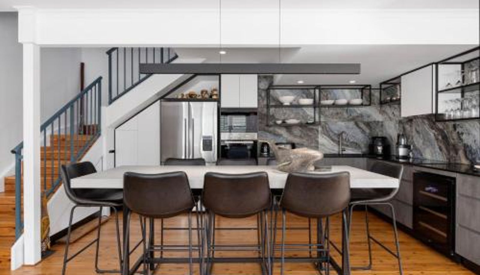 Cucina - Salt Water on Jacana 2