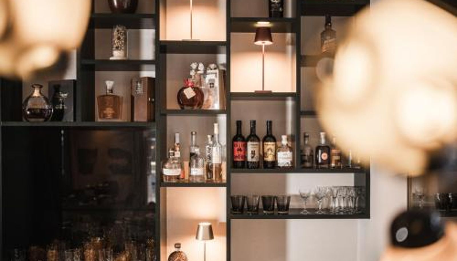 Frühstücksraum innerhalb des Restaurants - Hotel Bruneck Design-Suites