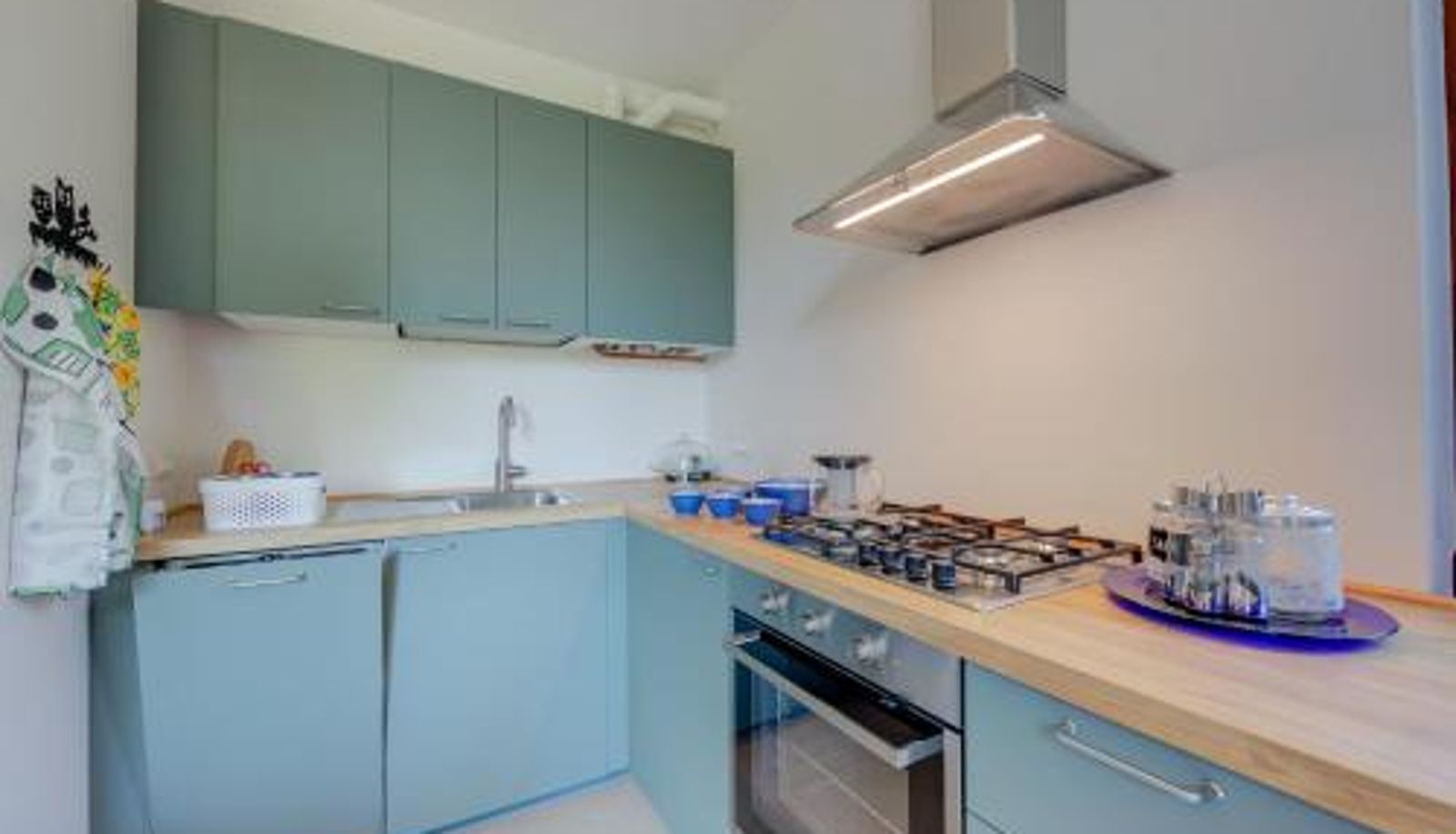 Apartment - Casa Lia 2BR for 4 in Desenzano | Parking & AC - Happy Rentals