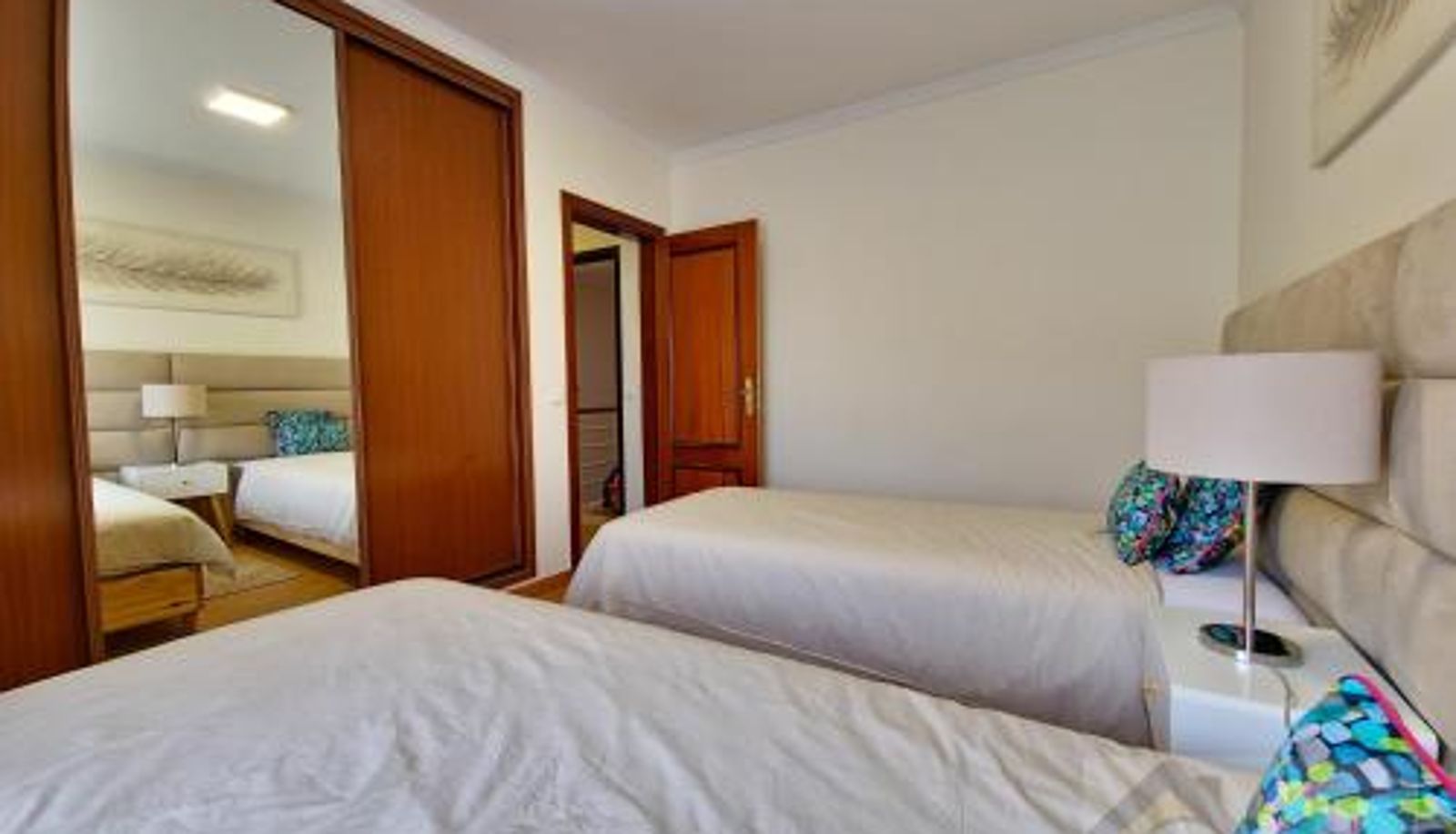 Apartment - Apartment Golden Terrace T2 by YHA