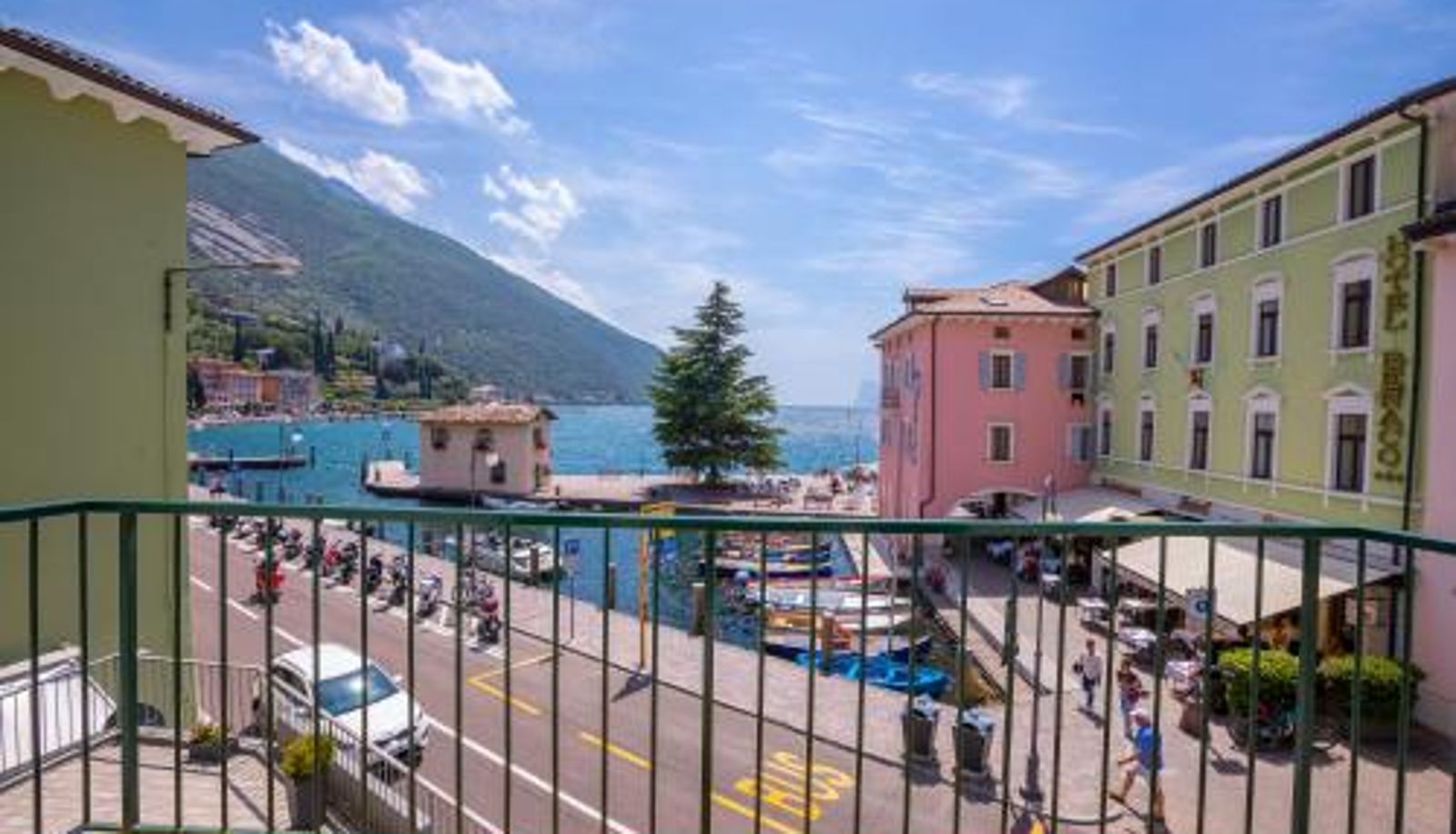 Apartament - Dogana Best Lake View with Terrace - Happy Rentals