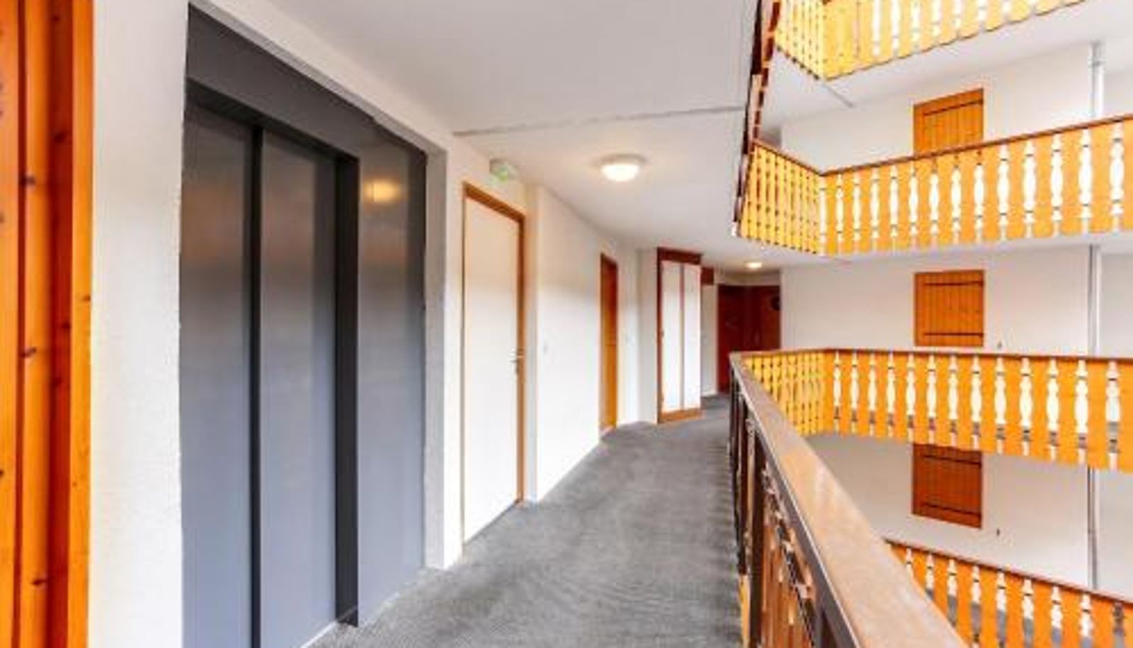 Info - vue montagne  35 m² Appartement convivial à Thollon-les-Mémises