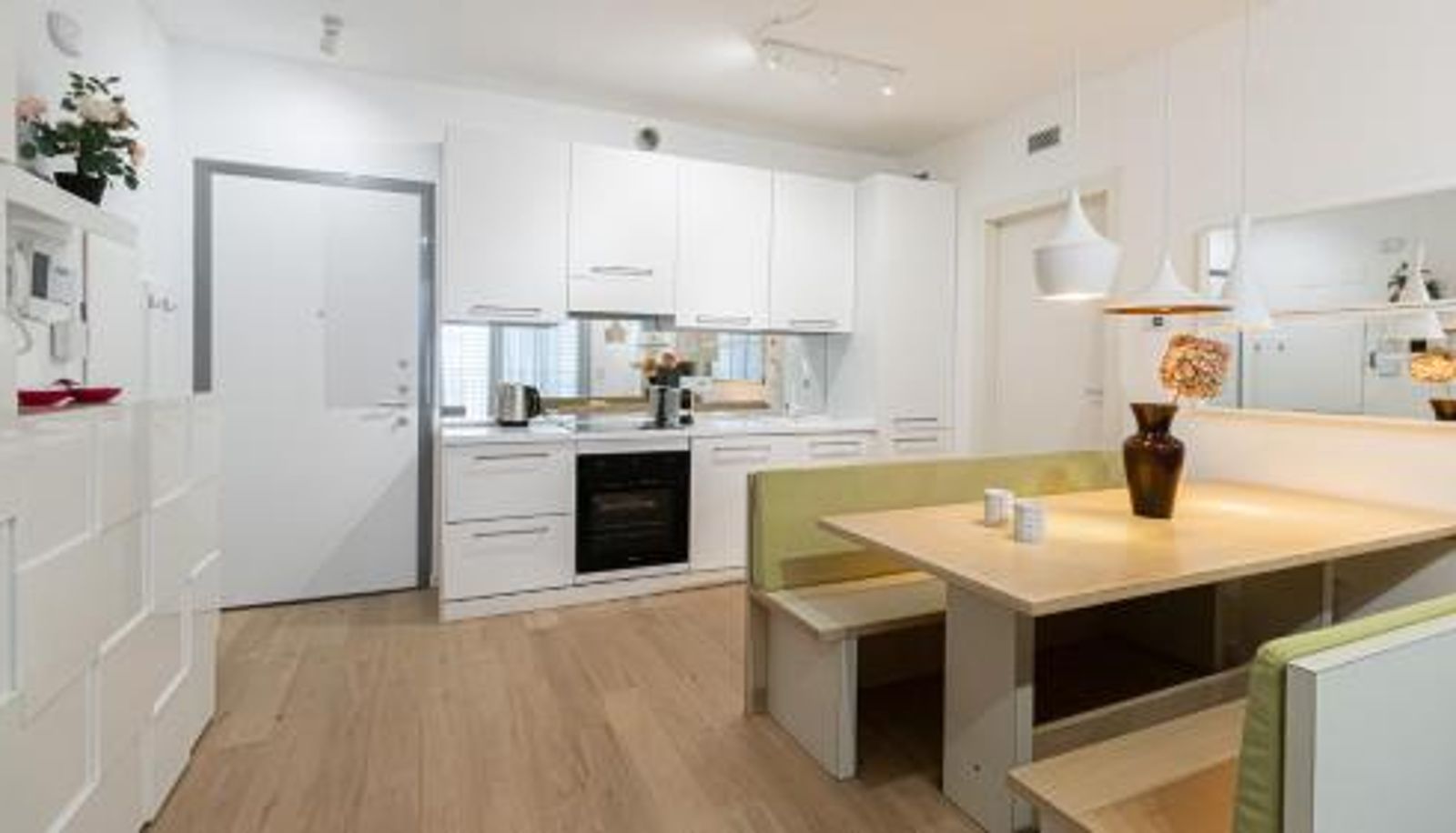 Info - Italianway Comfort - Compagnoni 12 - Suite Mir...