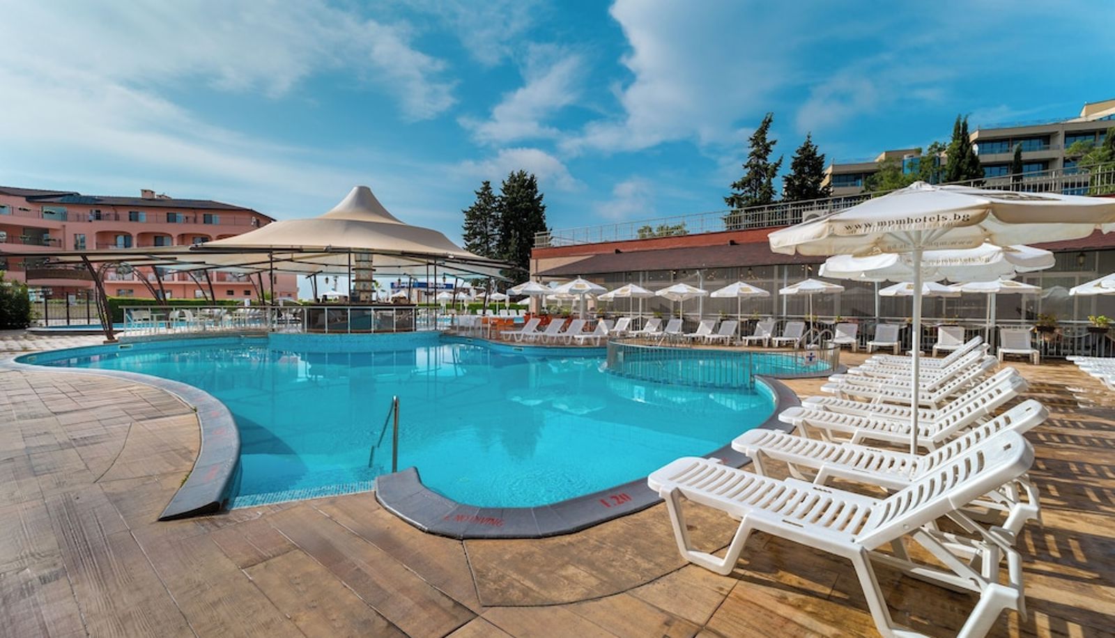 Pool - MPM Hotel Astoria