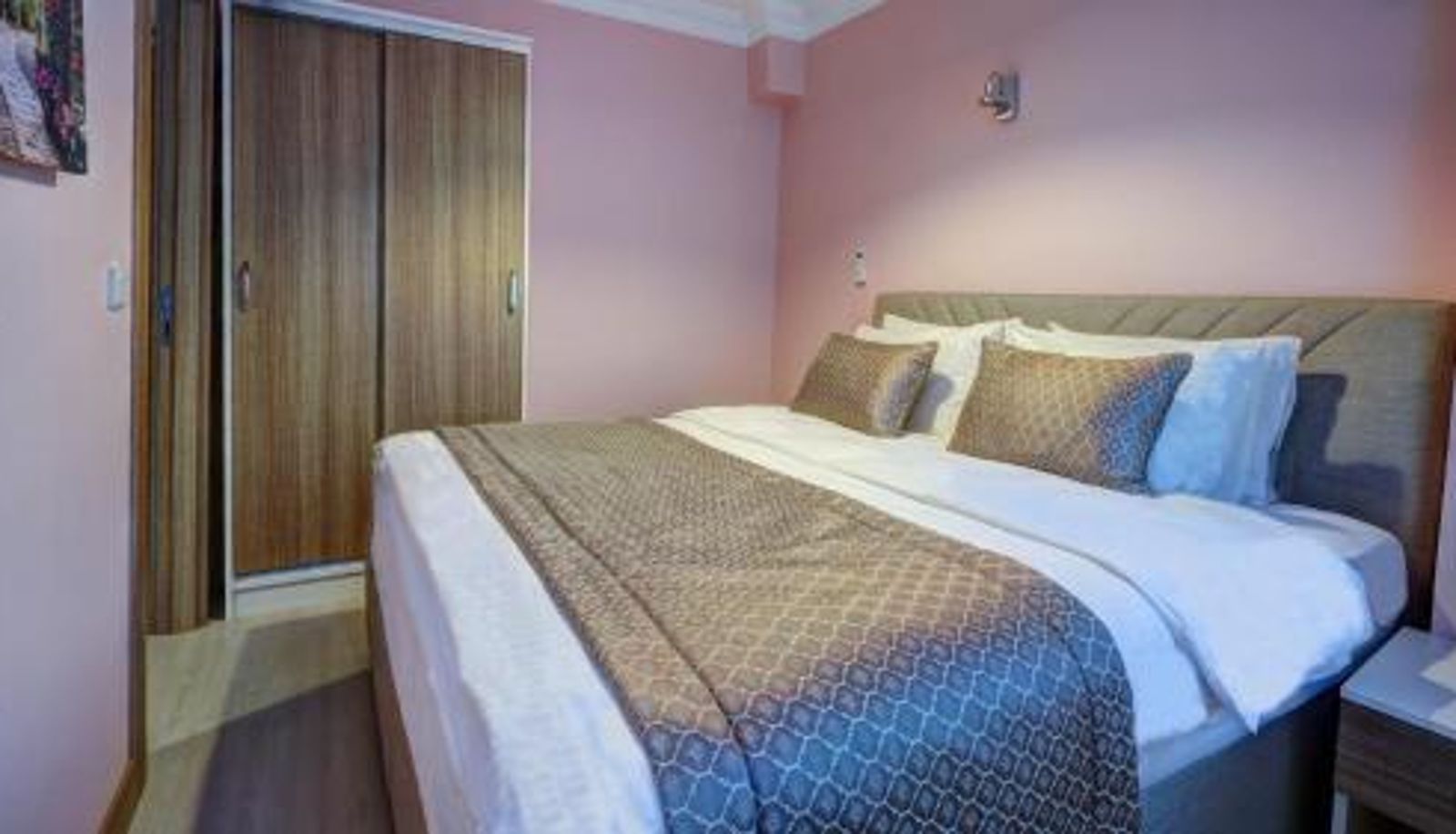 Chambre - SEVEN ROSES APART HOTEL