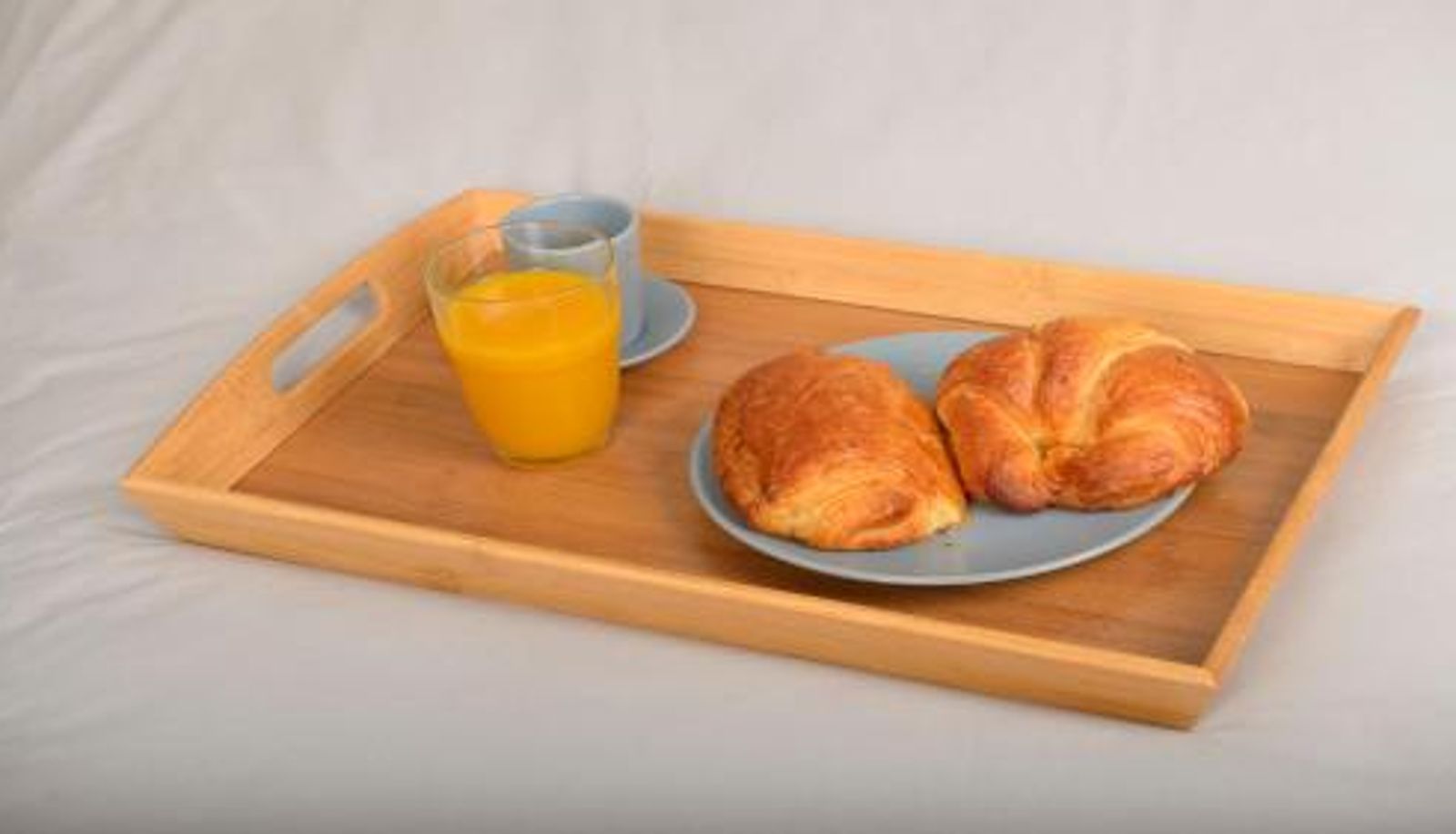 Salle de petit-déjeuner dans le restaurant - Dominici 2- CahorsCityStay- Parking Wifi Netflix