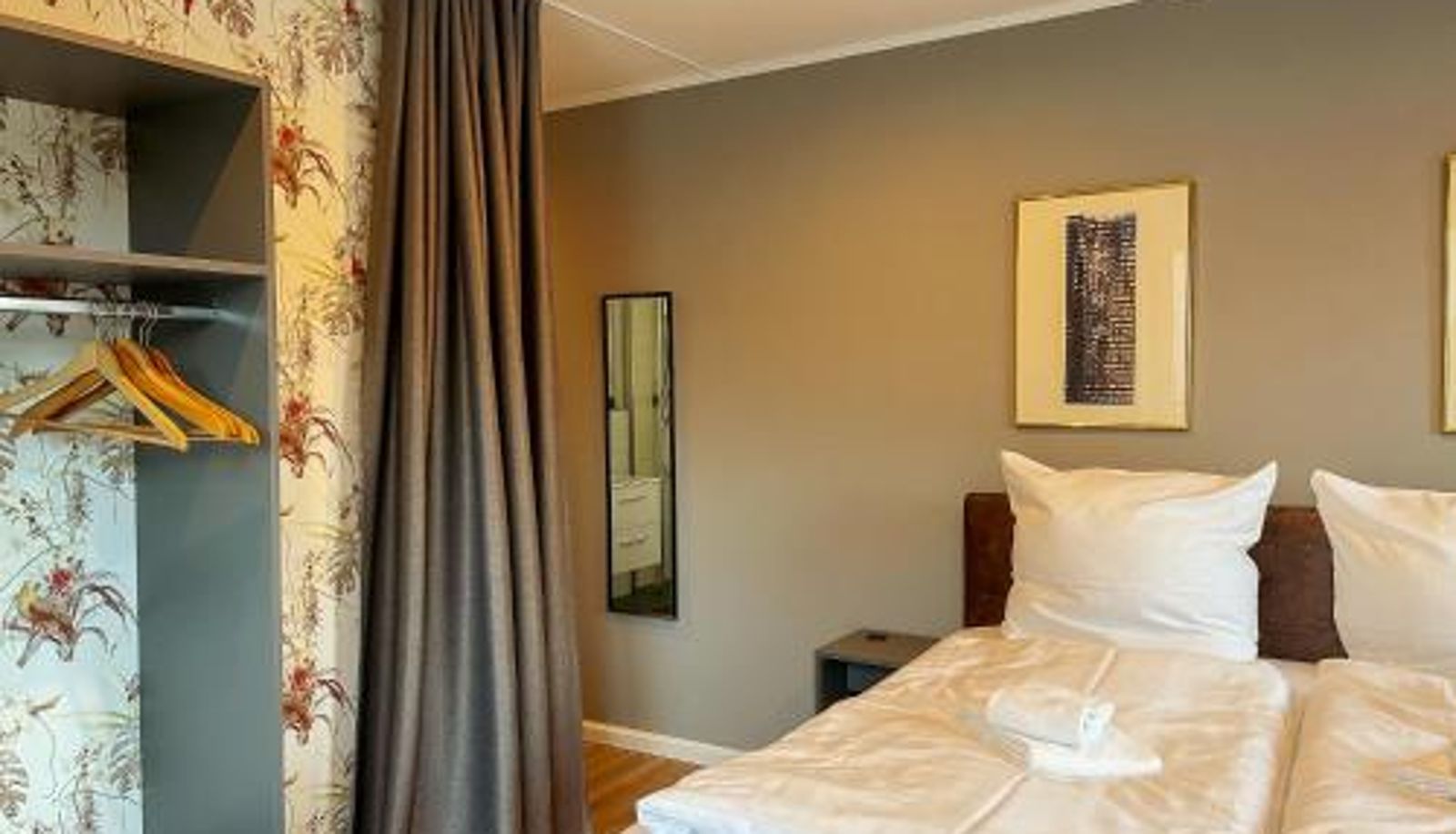 Zimmer - Apartment Prinzessin Eloise - Zimmerprinzen