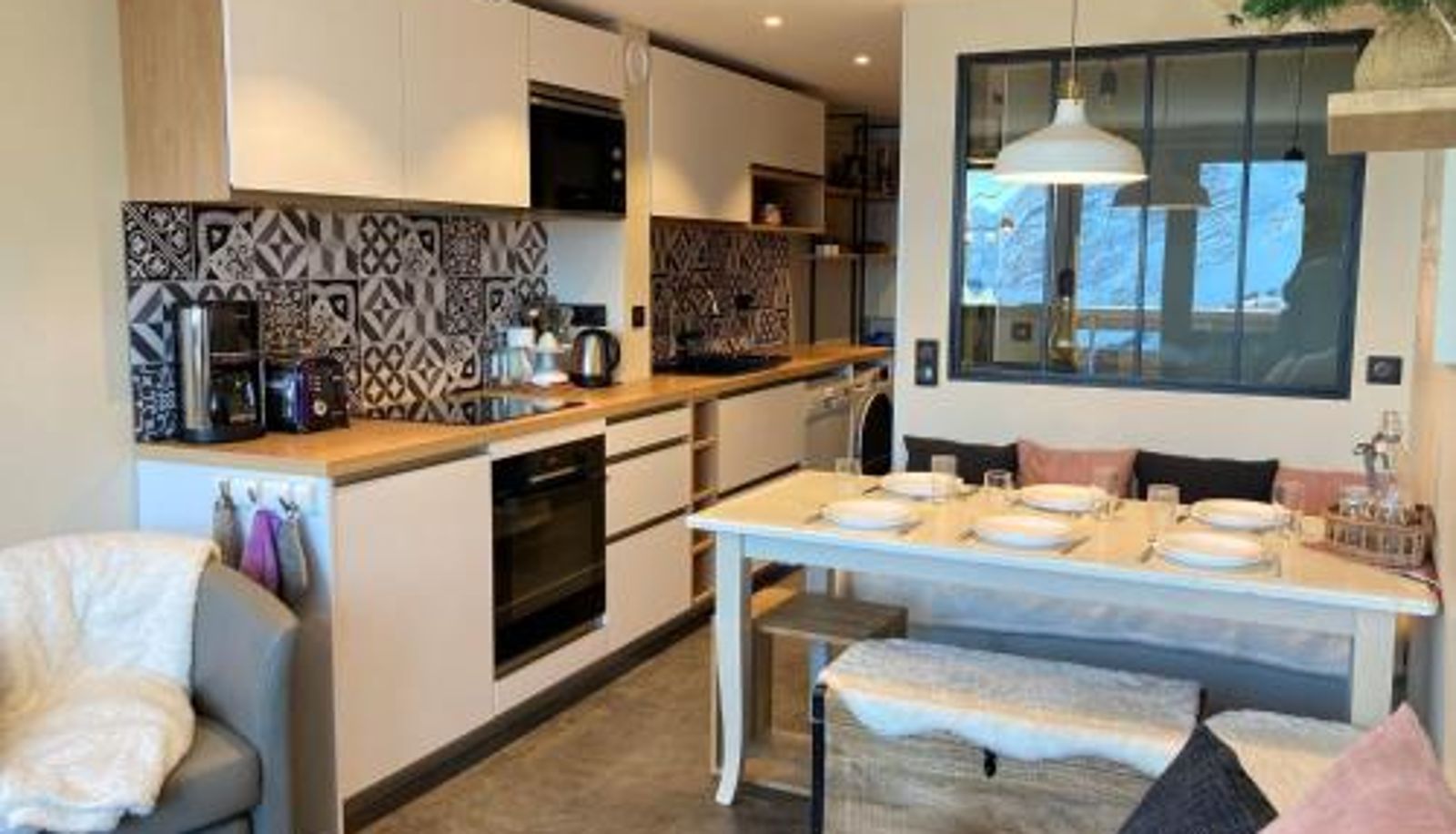 Info - petits animaux admis - FR-1-634-86  8 pers. Superbe appartement rénové