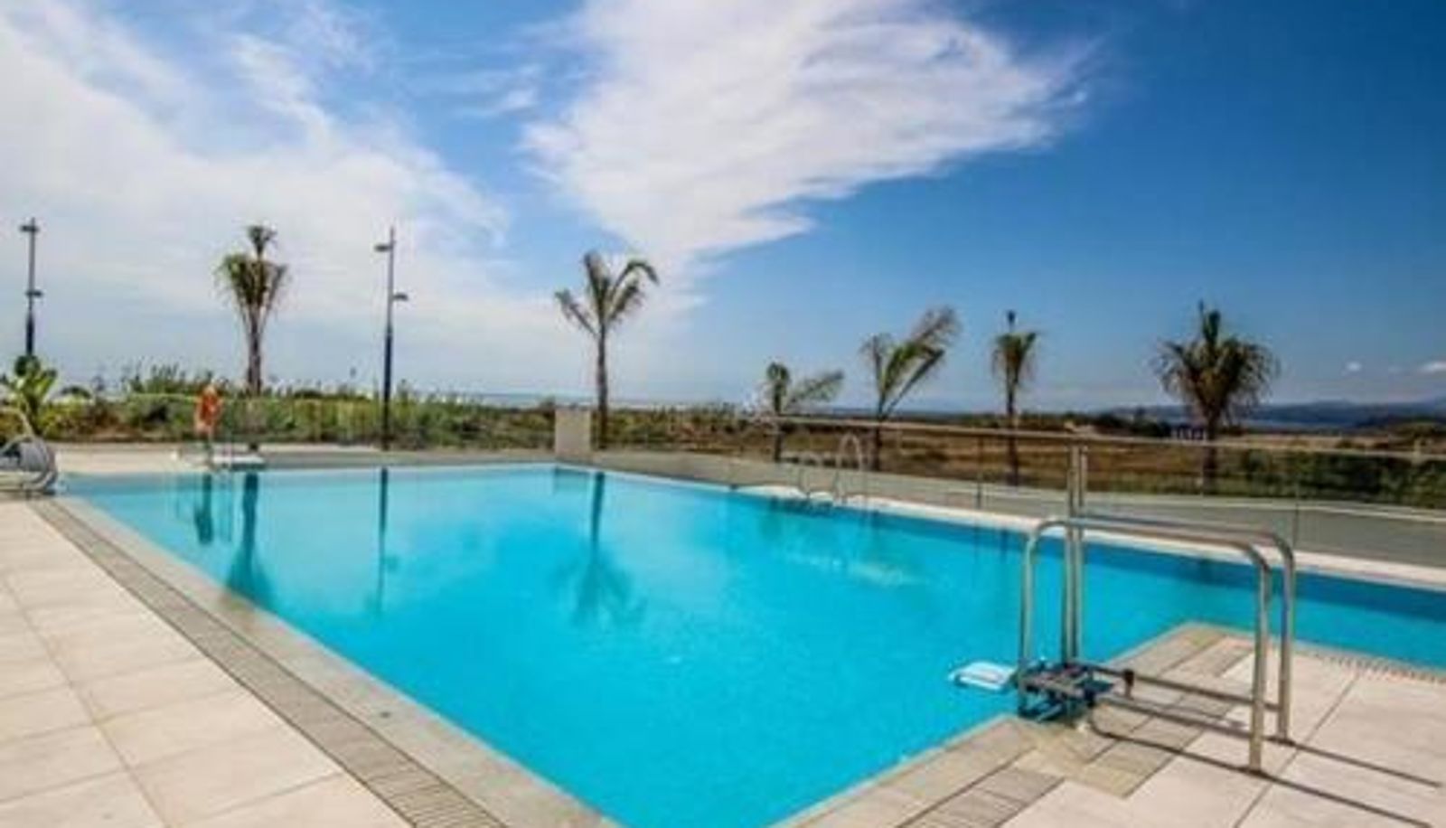 Pool - Sunrise Panorama