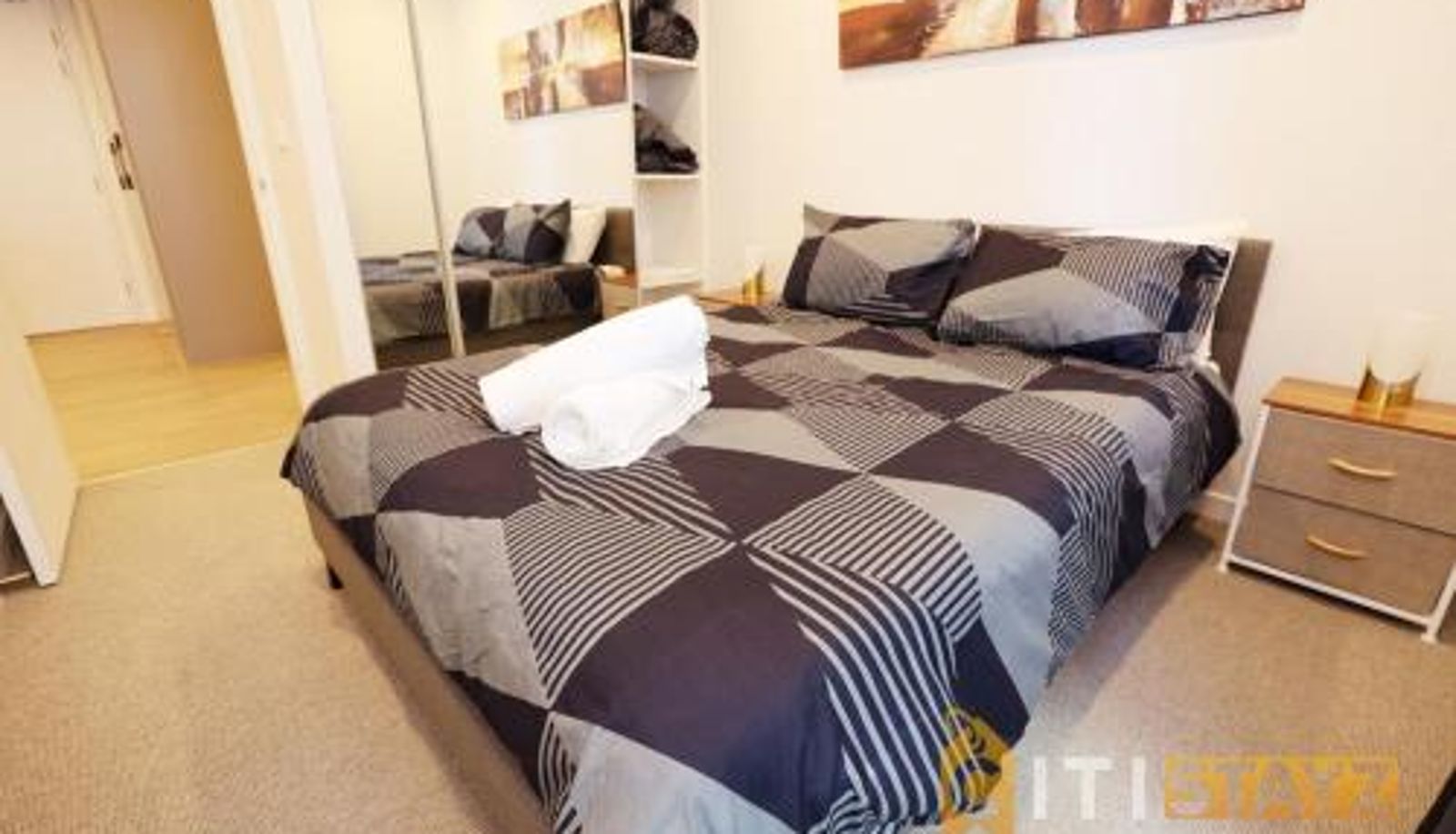 Info - Red Rose Retreat - 1bd 1bth 1CarSp Apt