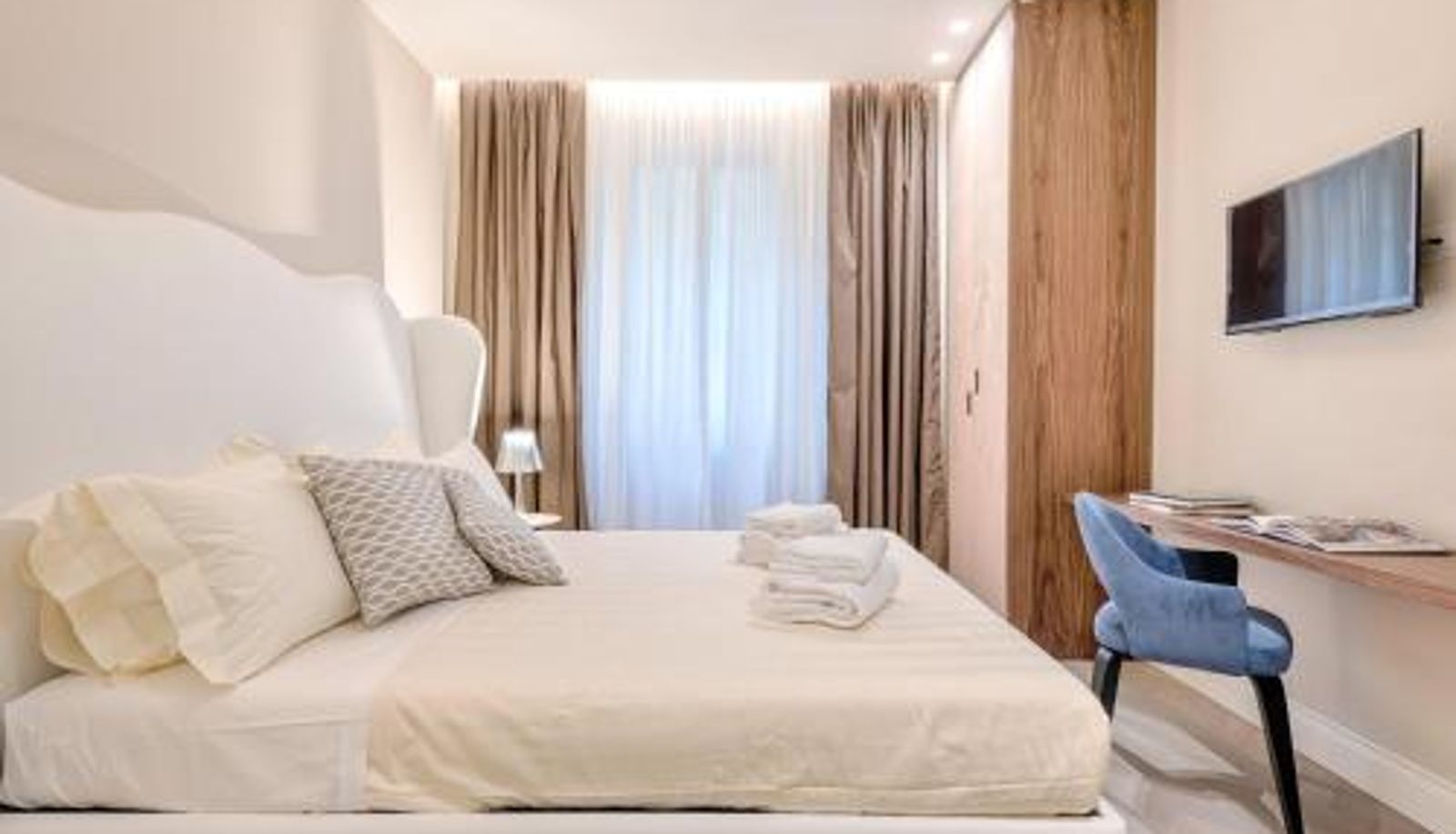 Apartment - Luxury Blue River by Mmega