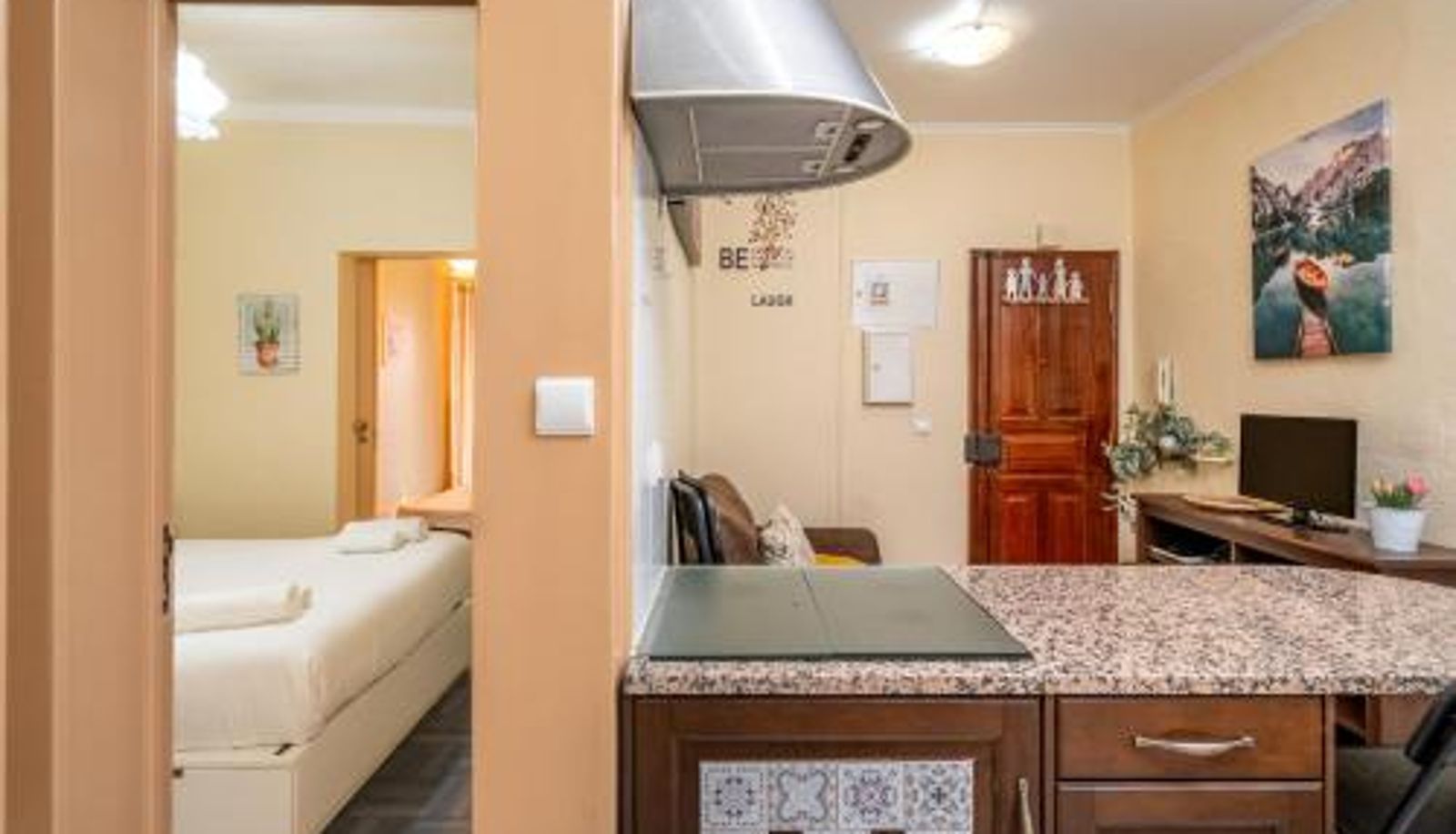 Appartement - Cozy 1-bedroom Apt - Historic location by Lisbeyond