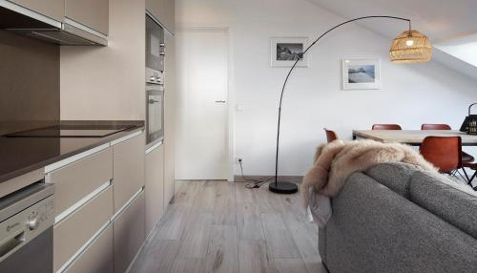 Apartament - Irissa by FeelFree Rentals