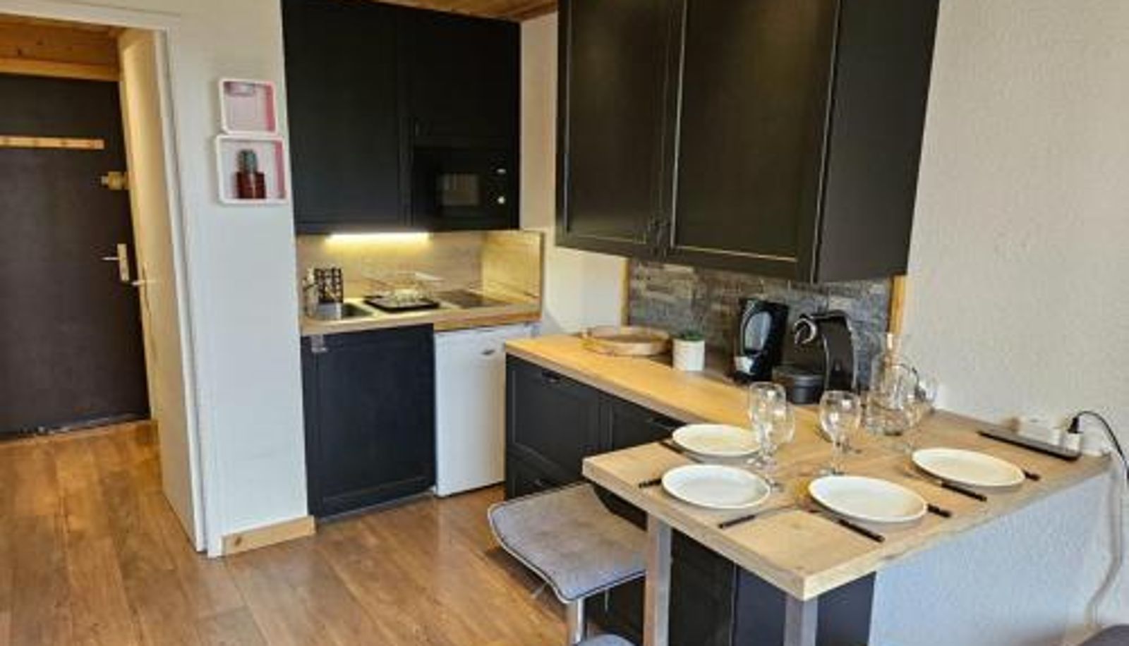 Información - Studio confortable proche ESF - Balcon exposé ouest - FR-1-266-237