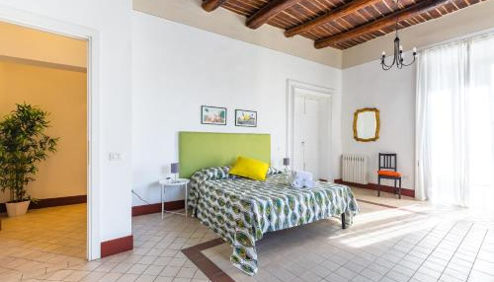 Info - Lopez 20 - a Big Family Apartment