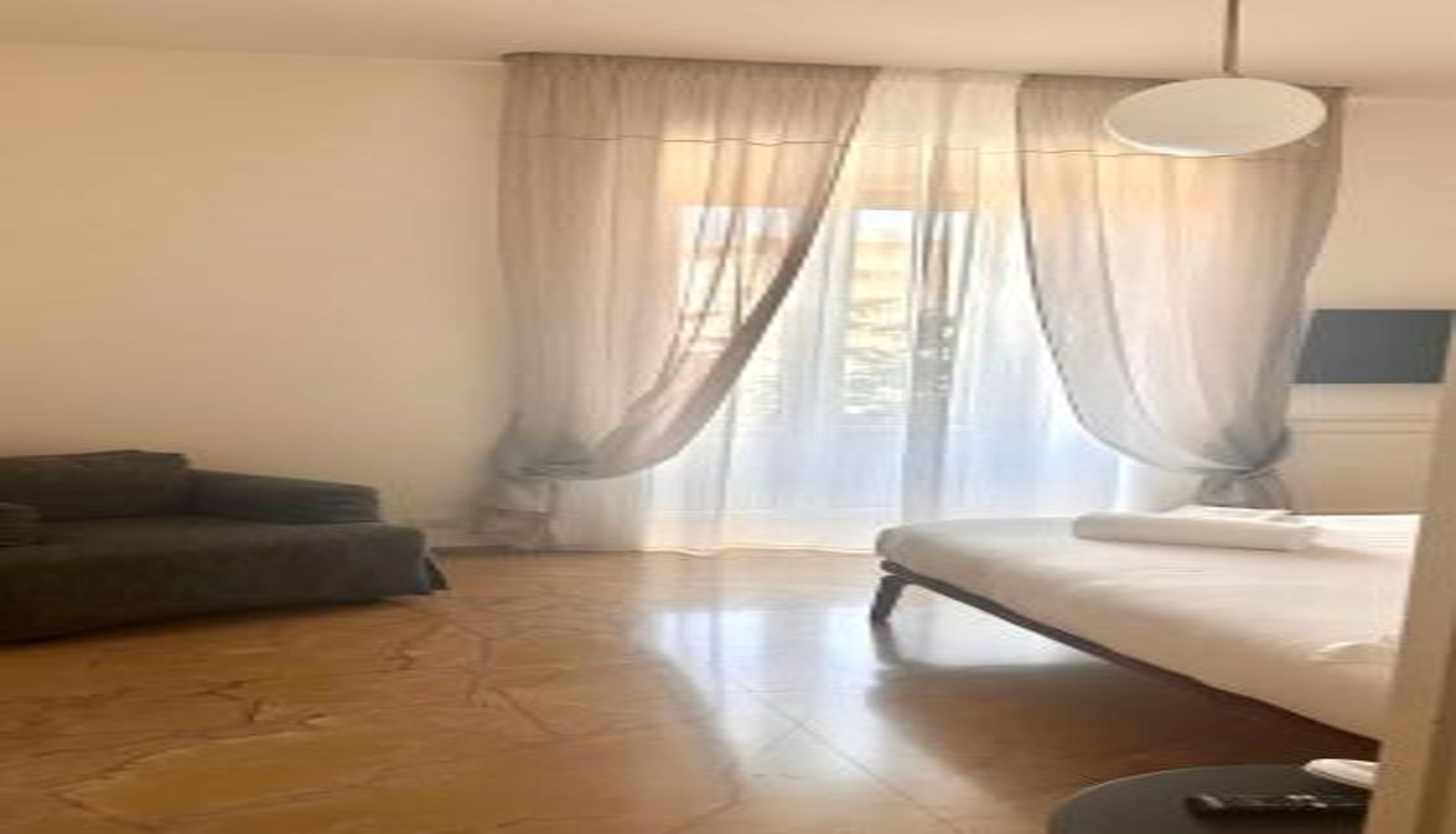 Apartment - Luxury House With Parking