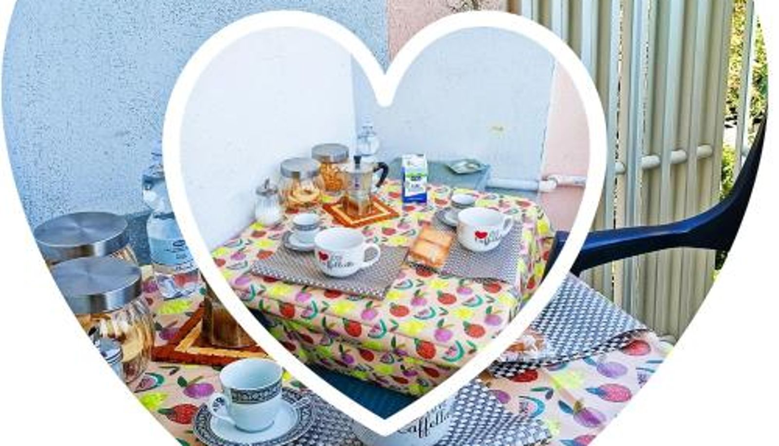 Apartment - MARINE KISS- Appartamento con PARCHEGGIO PRIVATO GRATUITO- Vicino Porto Crociere e Stazione