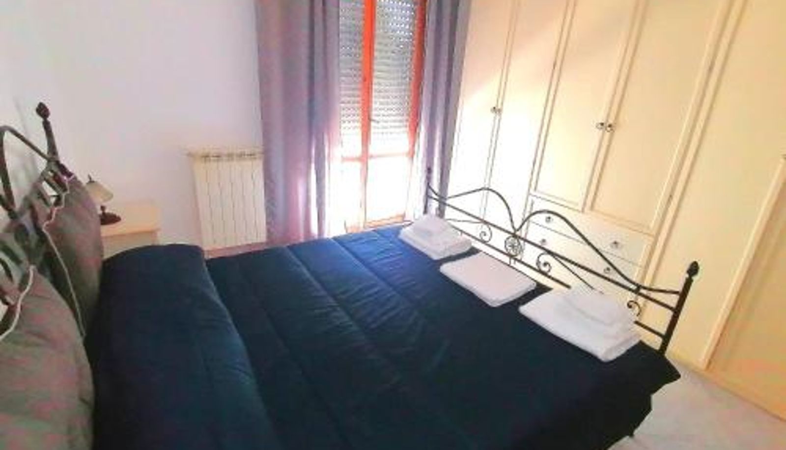Apartment - MARINE KISS- Appartamento con PARCHEGGIO PRIVATO GRATUITO Vicino Porto Crociere e Stazione