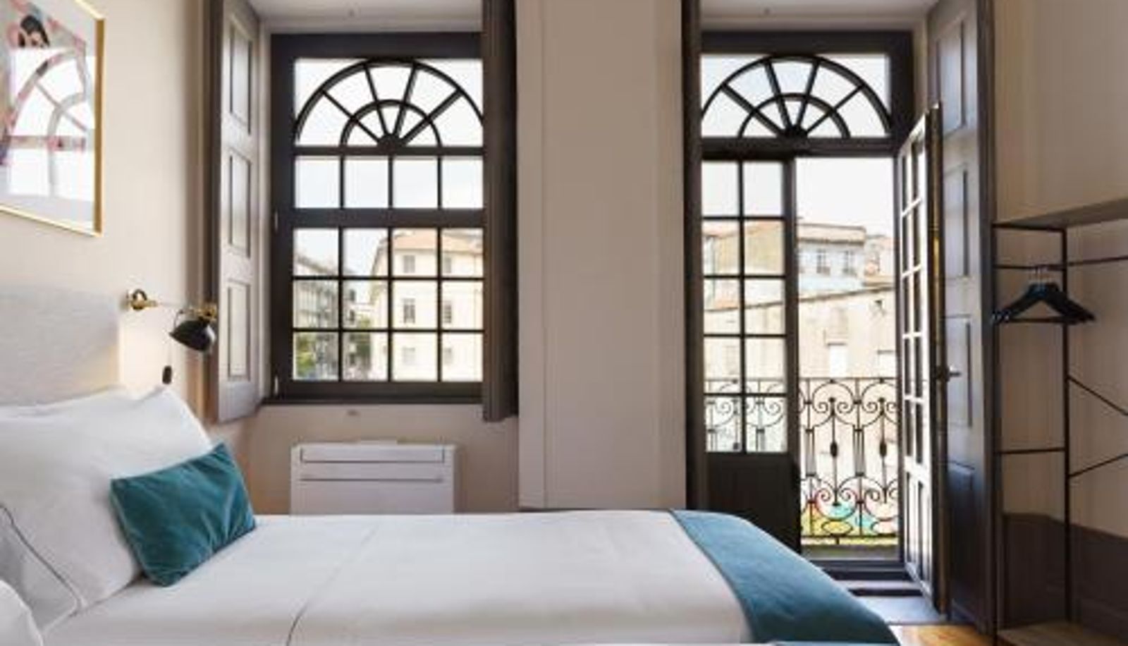 Info - Feel Porto Antique Poveiros Flats