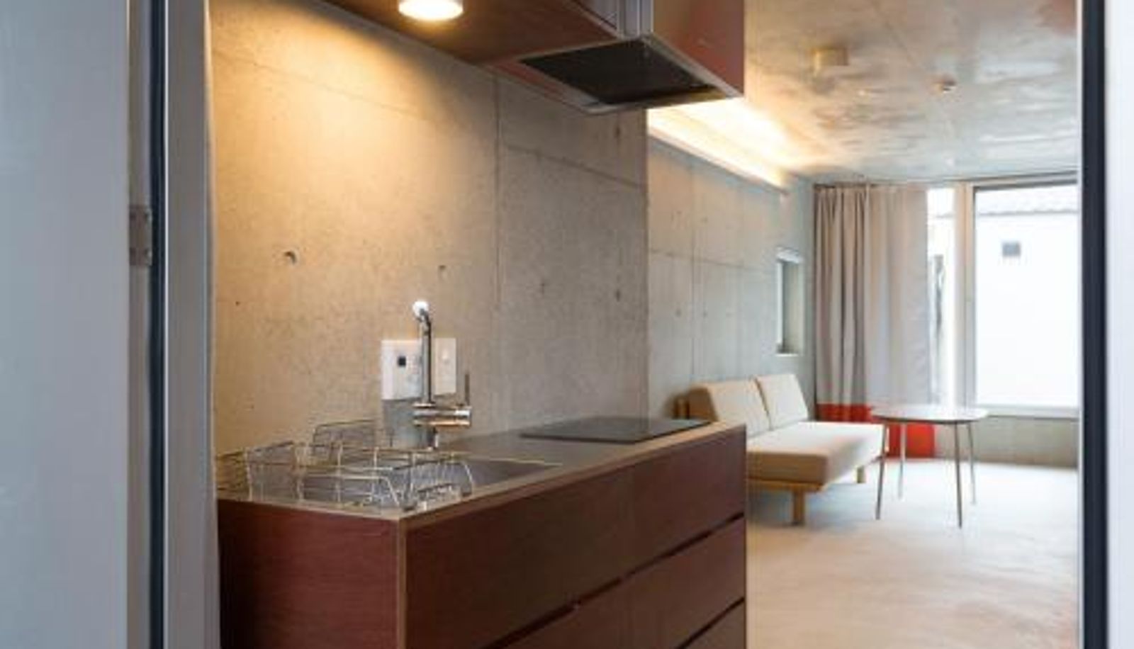 Küchenbereich im Zimmer - URBAN LODGE Komagome