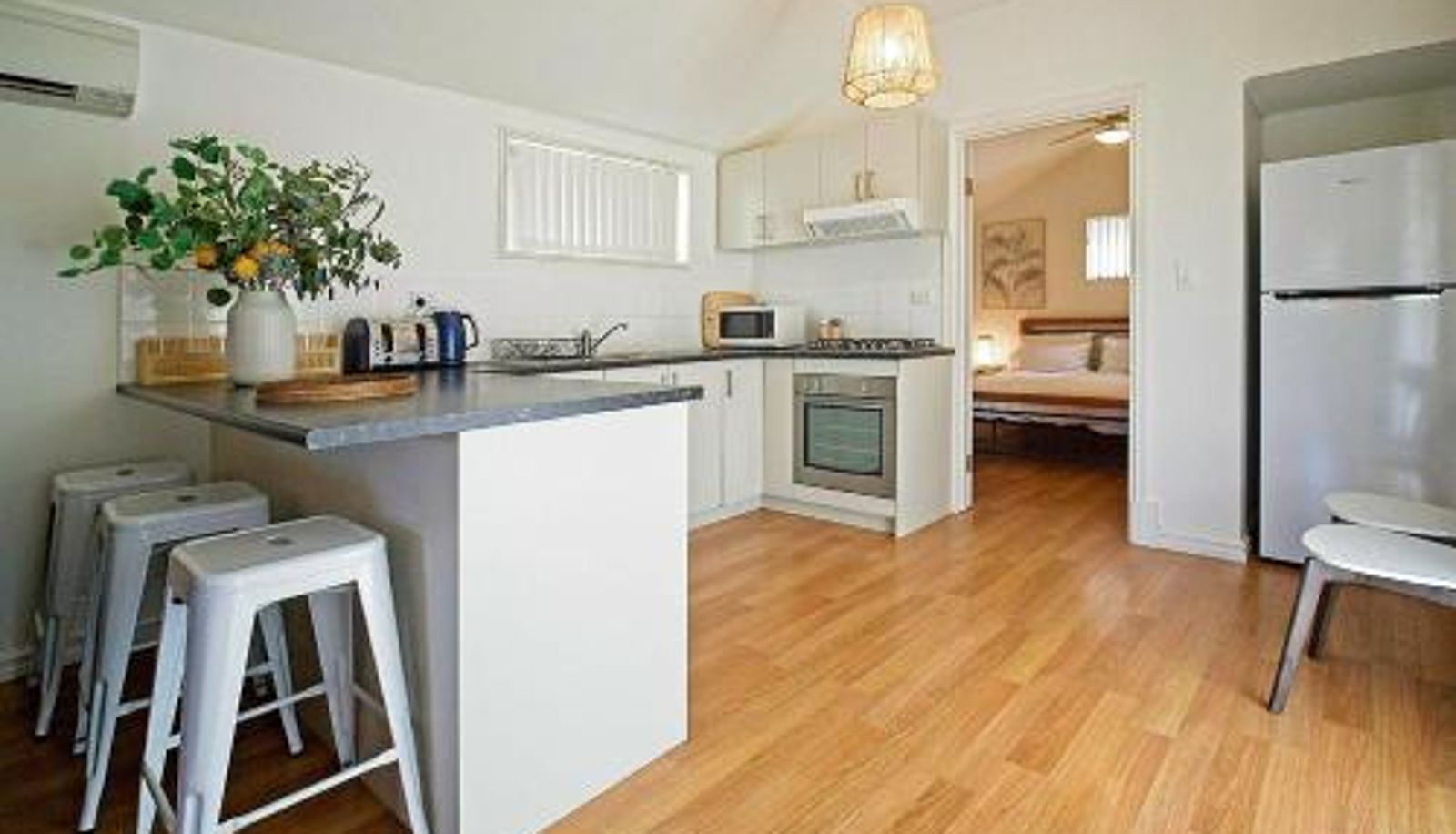 Apartment - Sea Salt at Stansbury Apartment 3