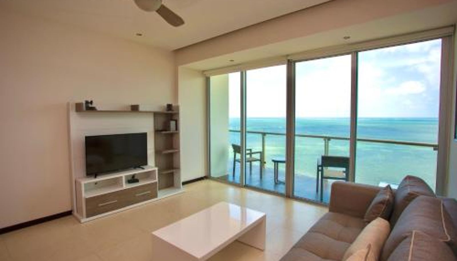 Apartment - Apartment on the beach! Infinity pool