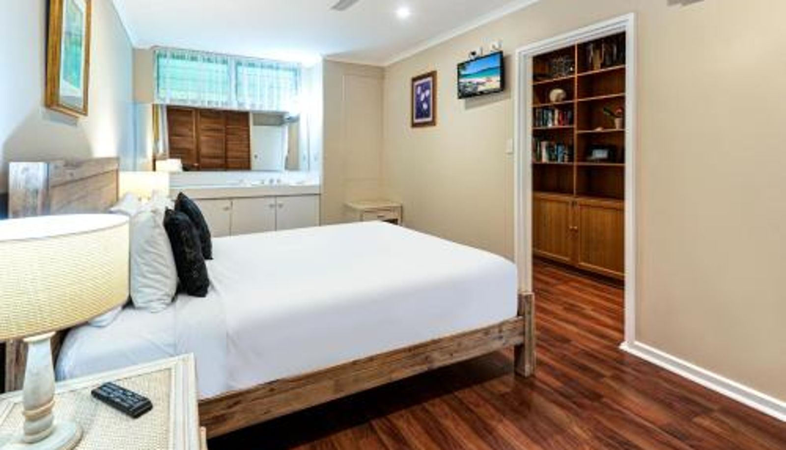 Apartment - Poinciana Lodge - 2 bedroom - on Hamilton Island by HIHA