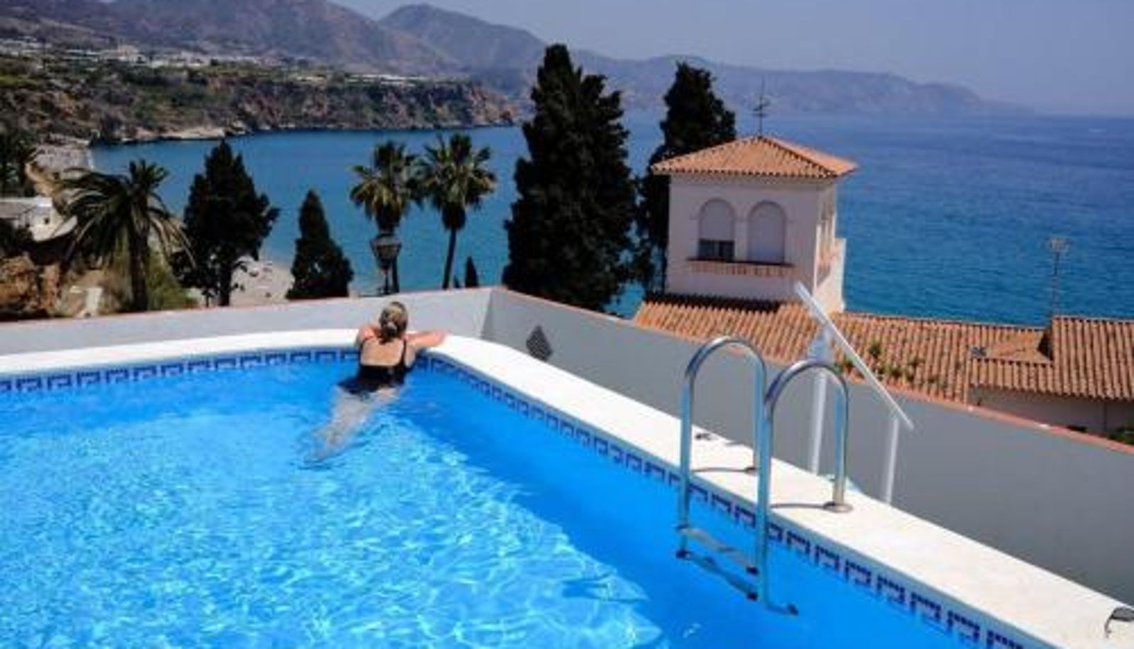 Info - Carabeillo Seaview Apartment