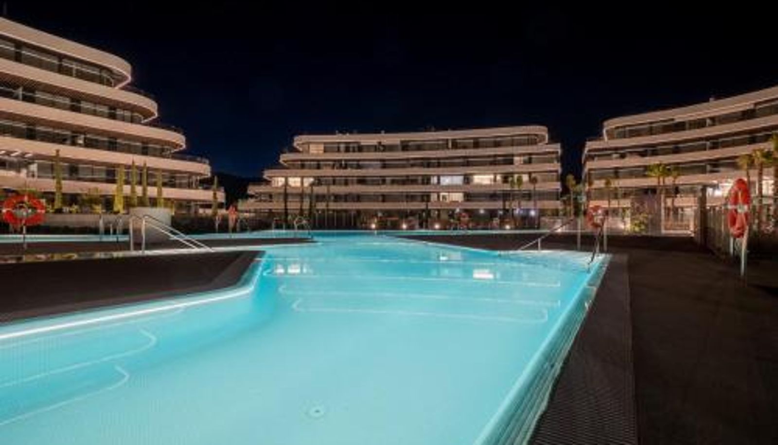 Piscina - Gym & Sea View  Garden  Jacuzzi ViVi Homes - Mali Pool