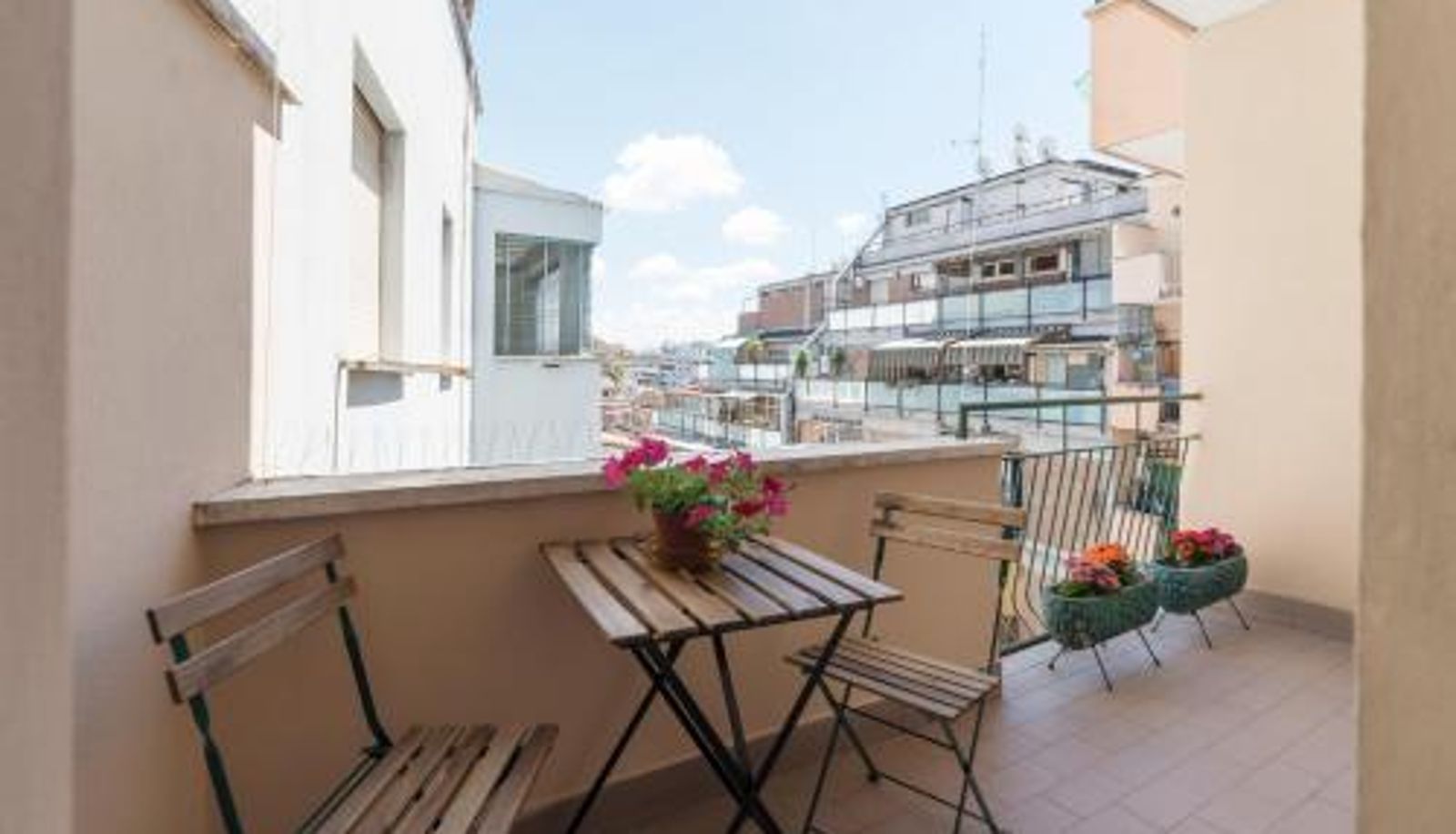 Terrasse - GuestHost - San Giovanni Apartment with Balcony