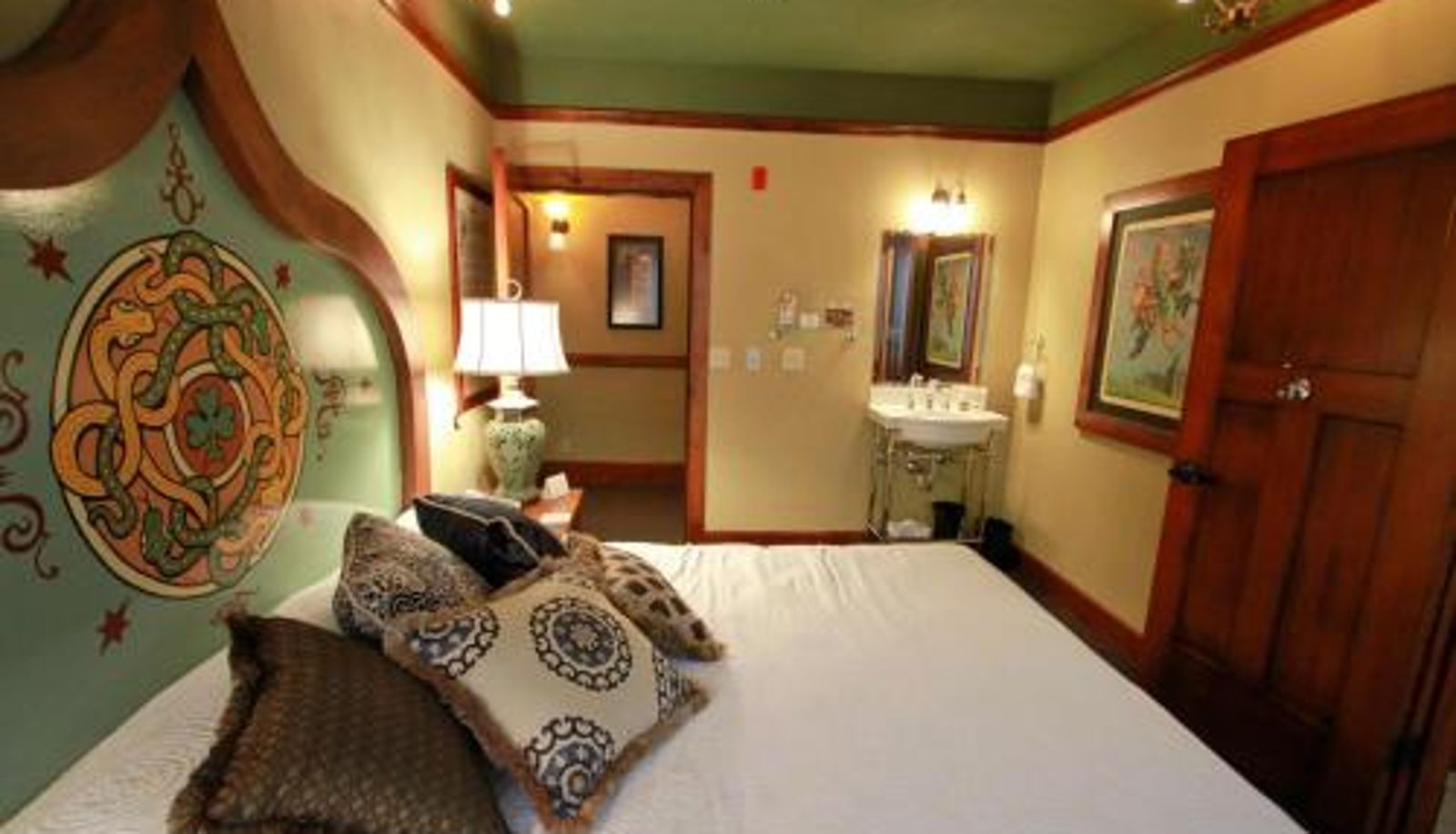 Zimmer - McMenamins Kennedy School